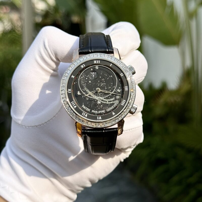 Đồng Hồ Patek Philippe Grand Complications 5102PR Mặt Đen Viền Đá Replica 43mm