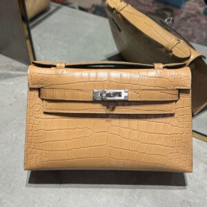 Túi Hermes Pochette Da Bò Vân Cá Sấu Màu Be Siêu Cấp Size 22cm