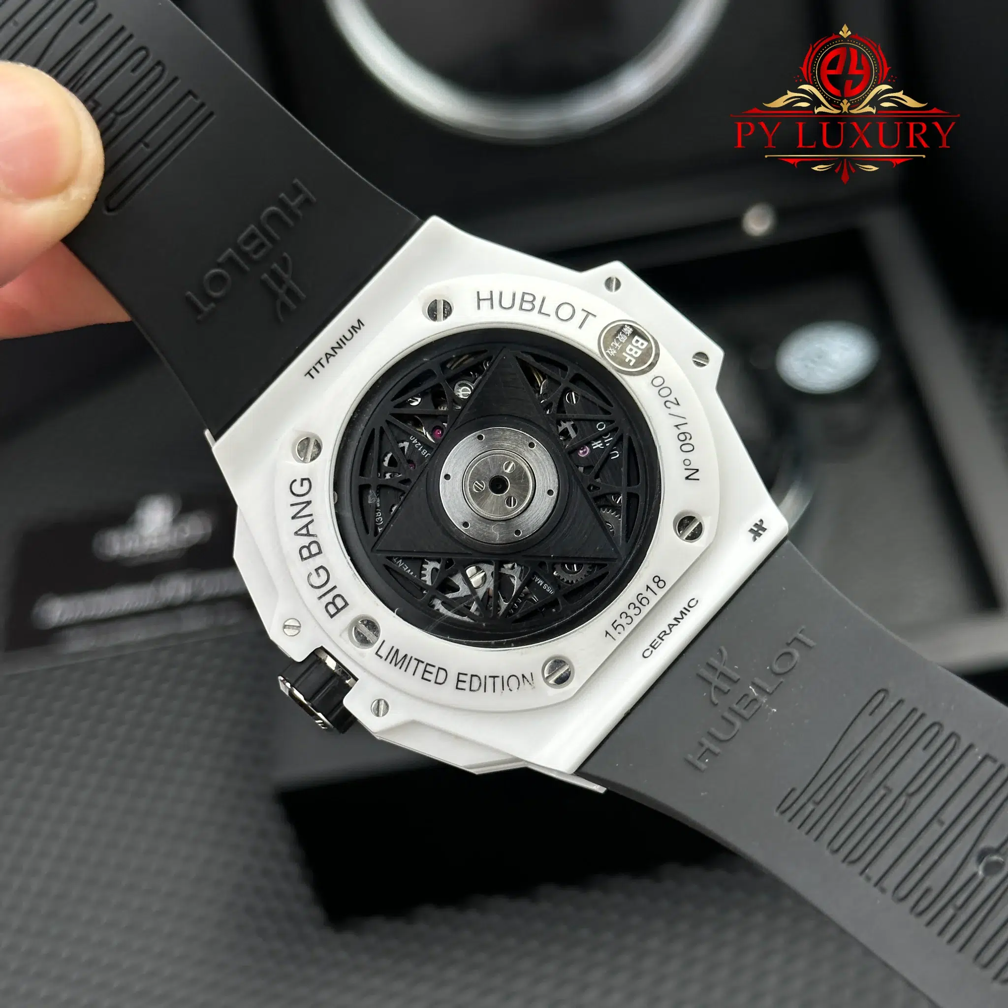 Hublot Big Bang Sang Bleu II White Ceramic Rubber Top Quality Replica - 12