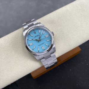 Rolex Oyster Perpetual 41 124300 Turquoise Blue Dial Best Replica VSF