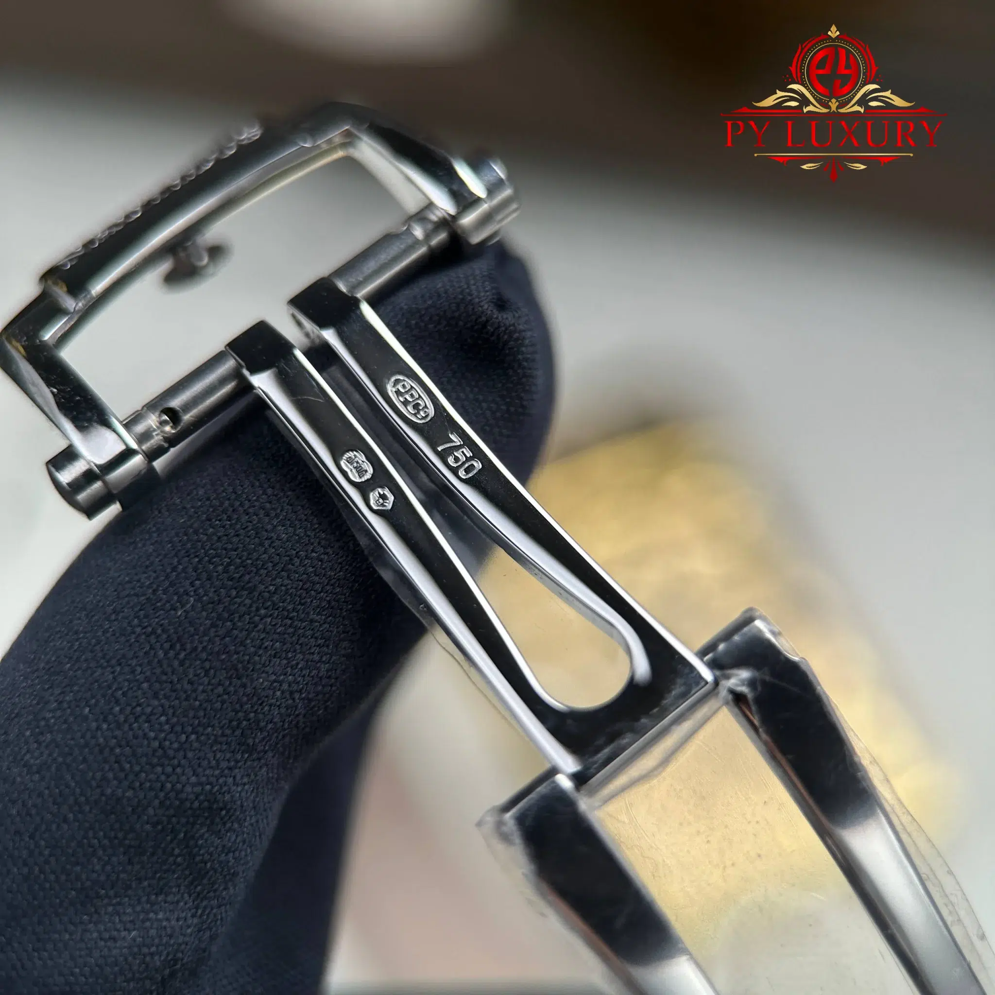 Patek Philippe Nautilus 5712G-001 Grey Dial Leather Strap Best Quality Replica - 12