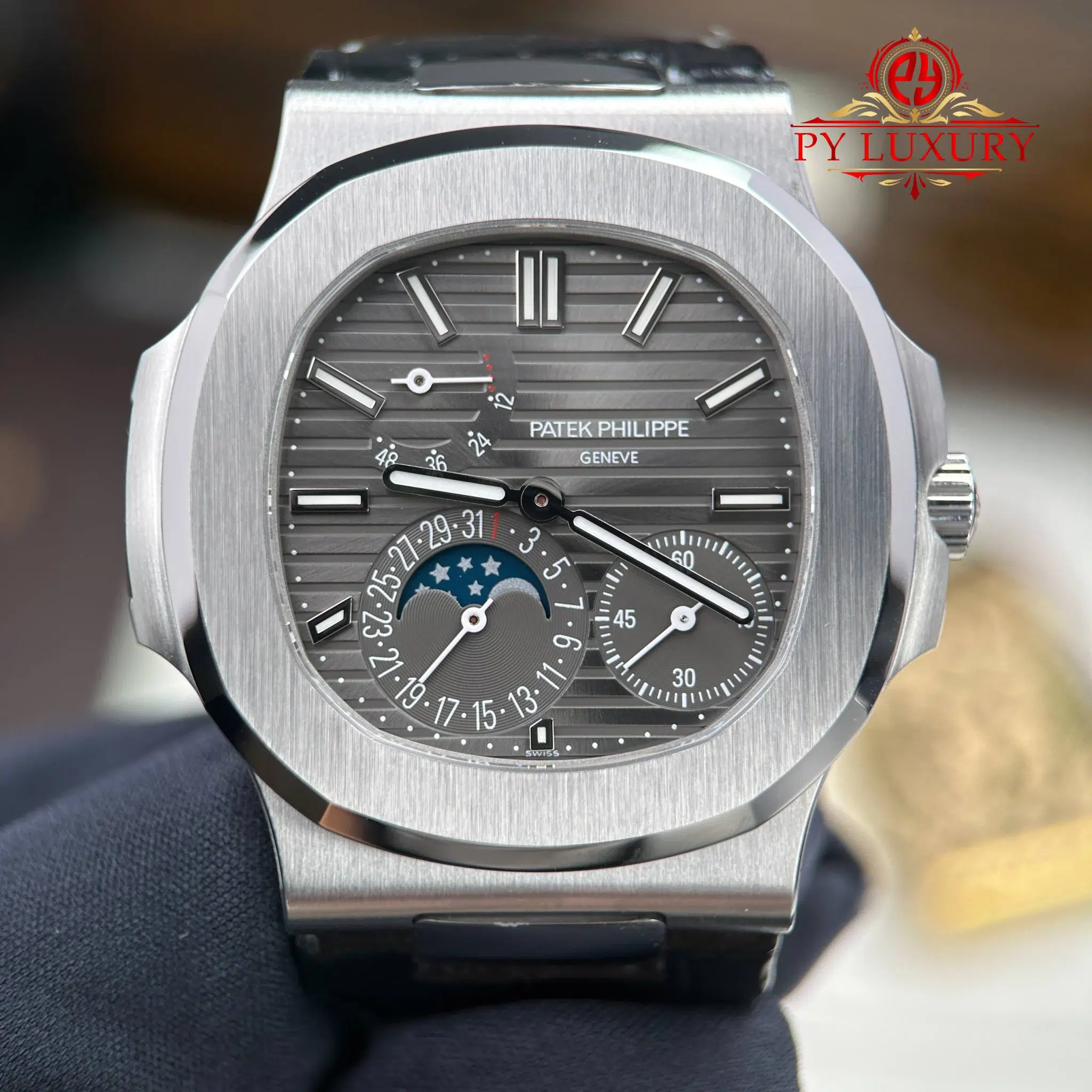 Patek Philippe Nautilus 5712G-001 Grey Dial Leather Strap Best Quality Replica - 4