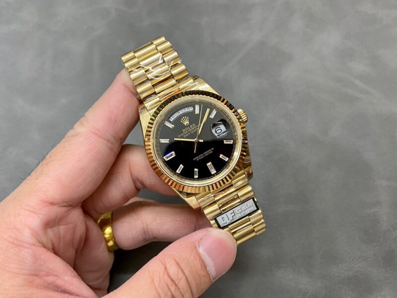 Rolex Day-Date 228238-0004 Yellow Gold Bright Black Diamond-set Dial 184g Best Replica 40mm