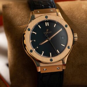 Đồng Hồ Nữ Hublot Classic Fusion King Gold Màu Đen Dây Da Máy Pin Replica 33mm