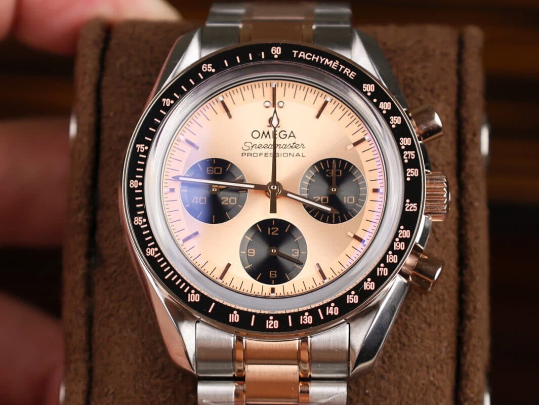 Omega Speedmaster Moonwatch Chronograph Two Tone Rose Gold Pink Dial Swiss Replica 42mm