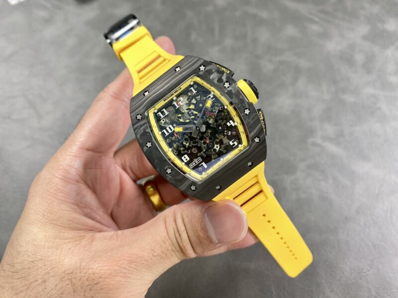 Đồng Hồ Richard Mille RM011 Chronograph Carbon Yellow Storm Replica Cao Nhất KVF