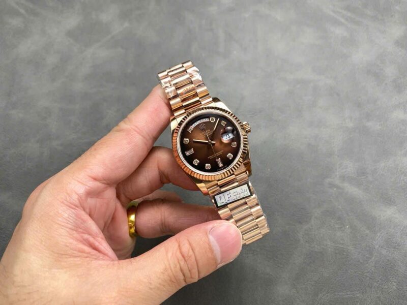 Đồng Hồ Rolex Day-Date 128235-0037 Mặt Nâu Ombré Cọc Số Đá 158g Rep 1:1 Cao Nhất QF 36mm