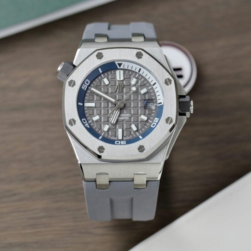 rs Piguet Royal Oak Offshore Diver 15720ST Grey Dial Rubber Replica IPF 42mm: