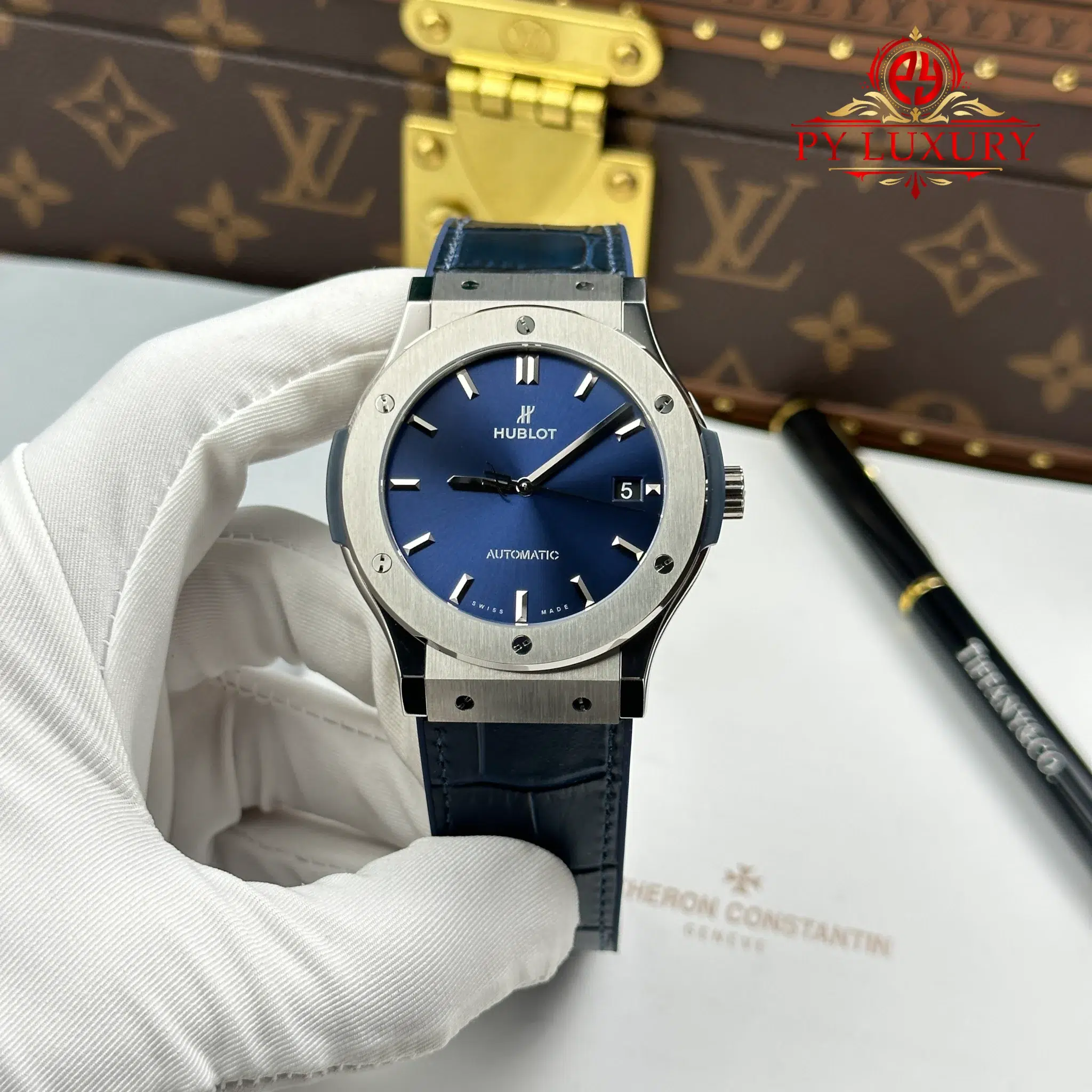 Hublot Classic Fusion Titanium Navy Blue Dial 1 1 Best Replica 45mm JJZ - 1 Hublot Classic Fusion Titanium Navy Blue Dial 1:1 Best Replica JJZ 45mm