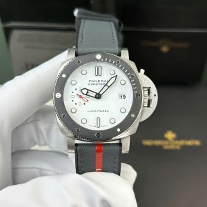 Panerai Submersible Luna Rossa PAM01579 White Dial Leather Strap Best Replica