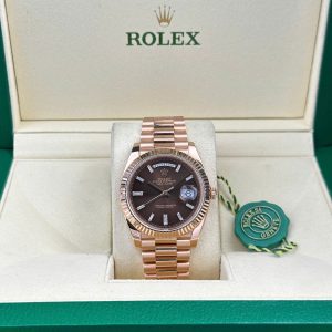 Rolex Day-Date 228235-0003 Chocolate Baguette Diamond Dial 18K Solid Rose Gold