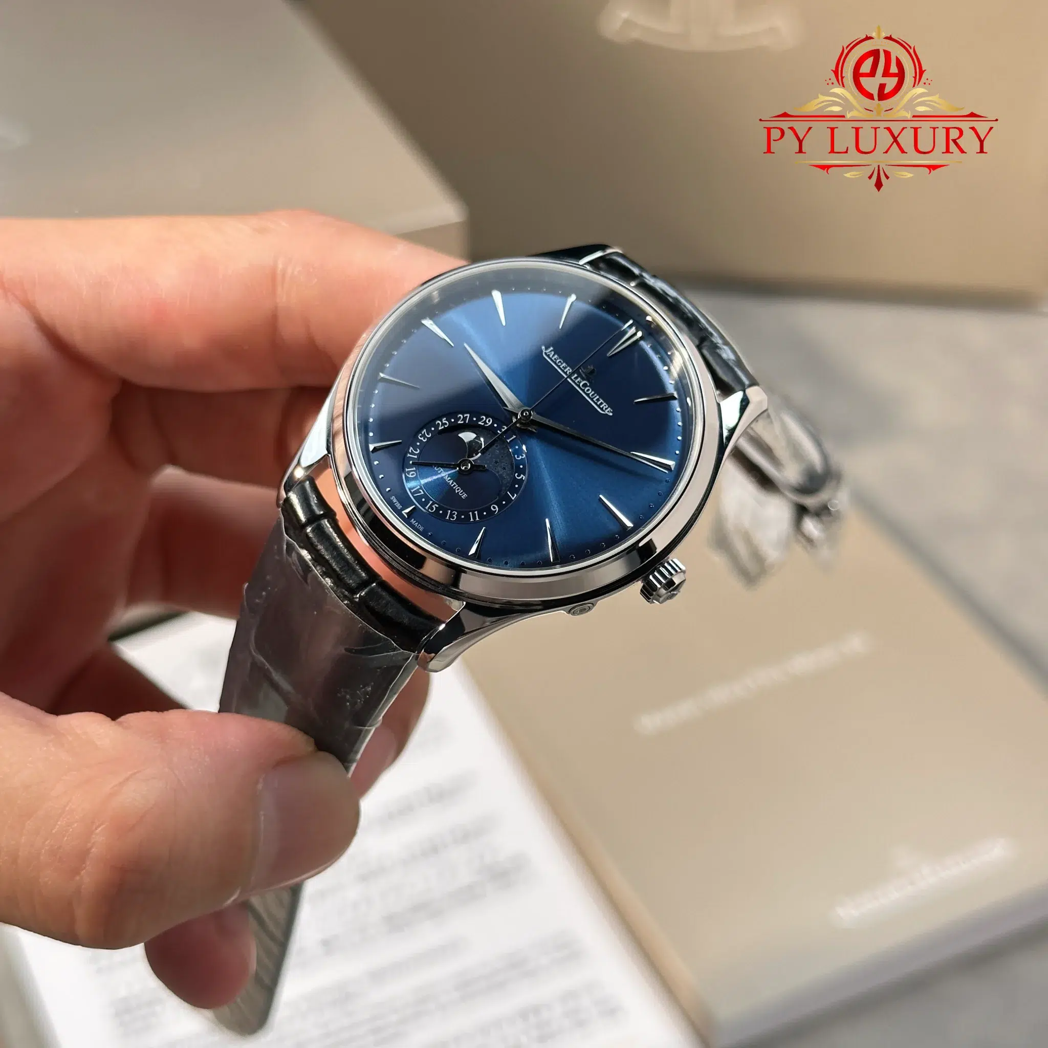 Jaeger-LeCoultre Master Ultra Thin Moon Blue Dial Leather Best Replica 39mm - 3