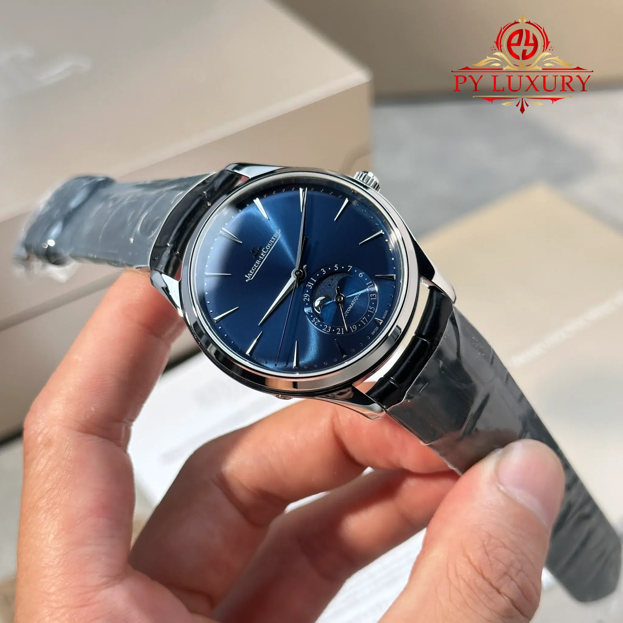 Jaeger-LeCoultre Master Ultra Thin Moon Blue Dial Leather Best Replica 39mm - 4