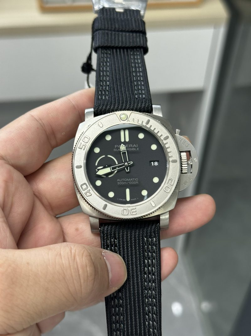 Panerai Submersible Mike Horn Edition PAM 984 Titanium Black Dial Black Strap Best Replica