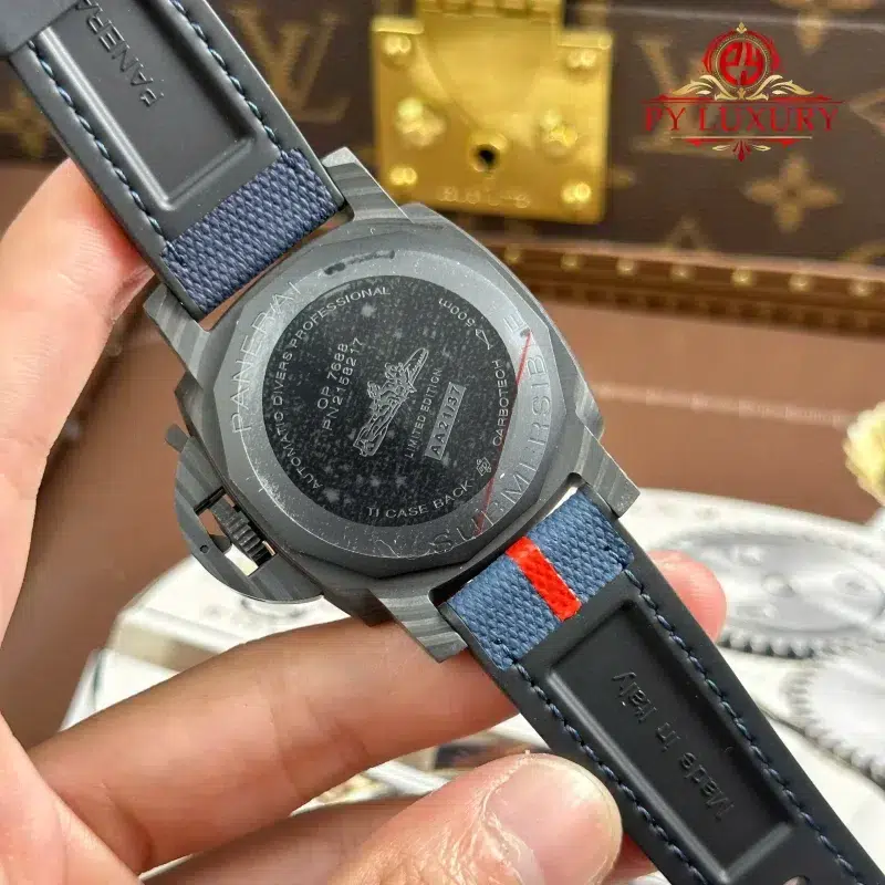 Panerai Submersible Luna Rossa Carbotech PAM1563 Blue Dial 1:1
