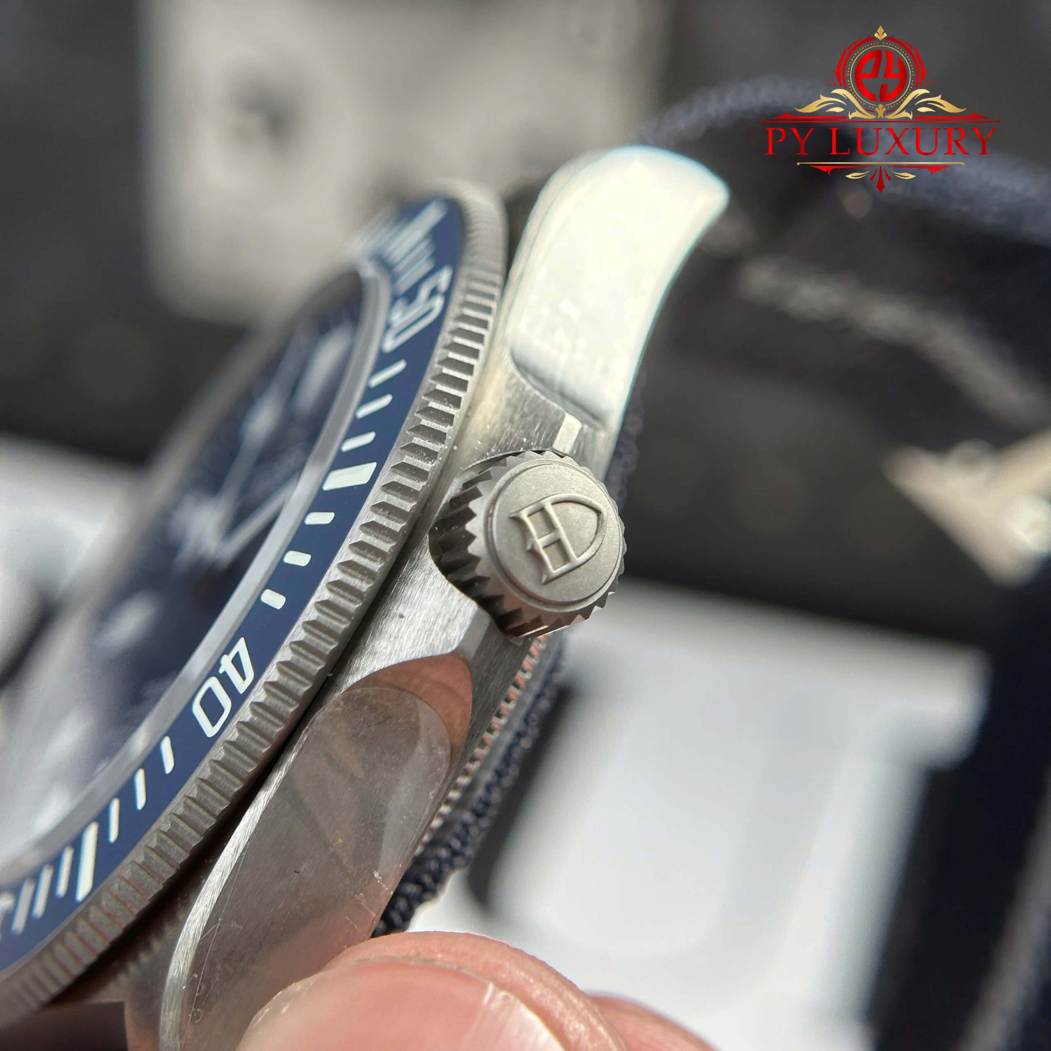 Tudor Pelagos FXD Titanium M25707b Blue Dial - 4