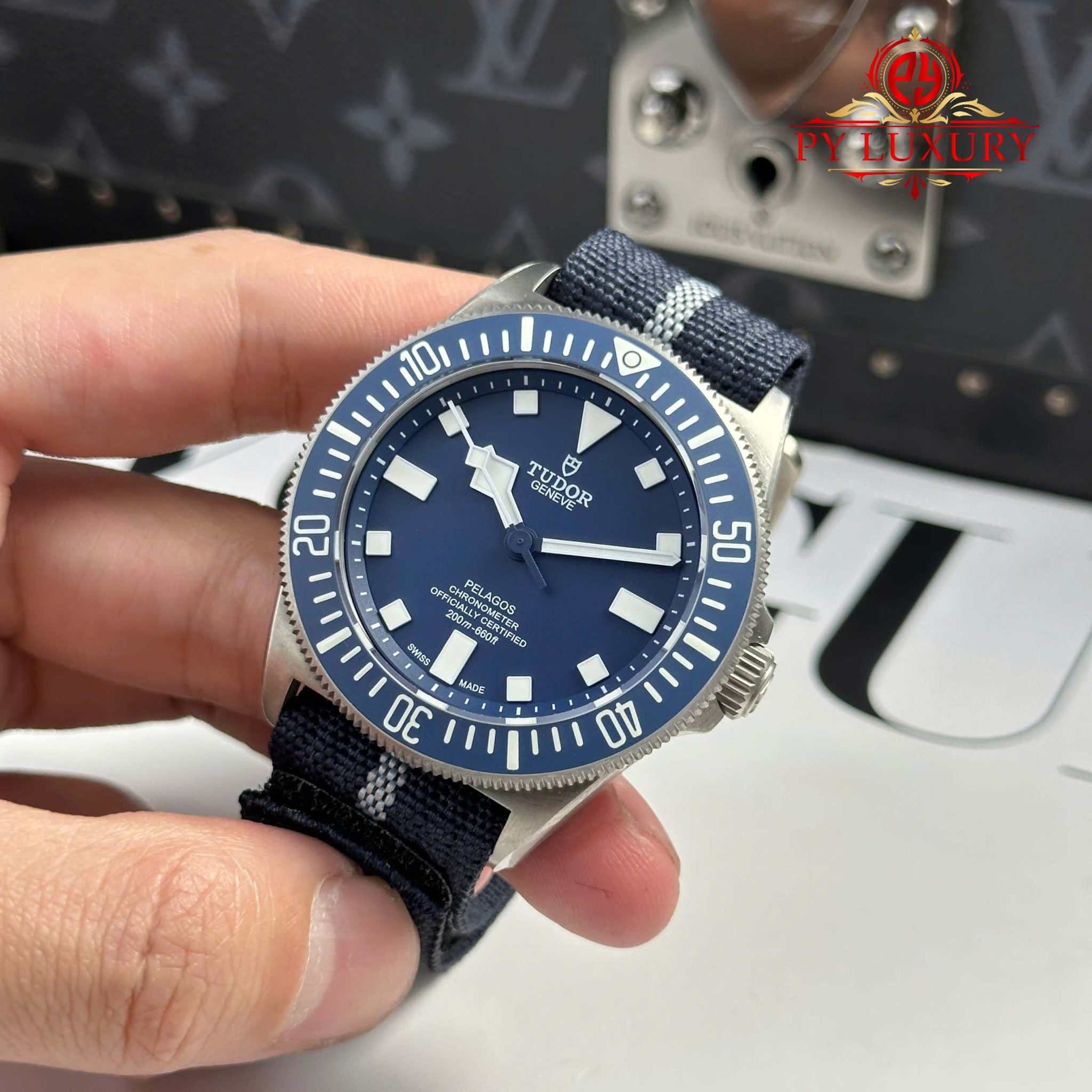 Tudor Pelagos FXD Titanium M25707b Blue Dial - 7