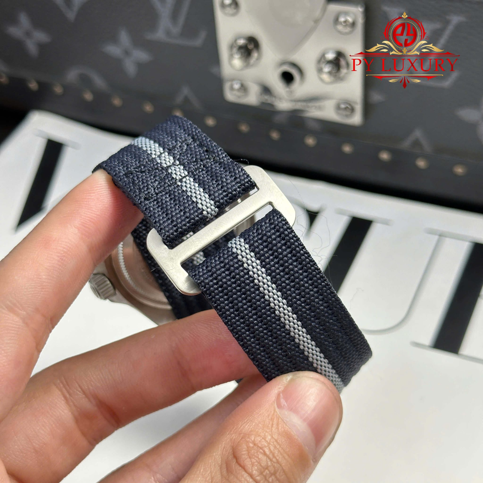 Tudor Pelagos FXD Titanium M25707b Blue Dial - 8