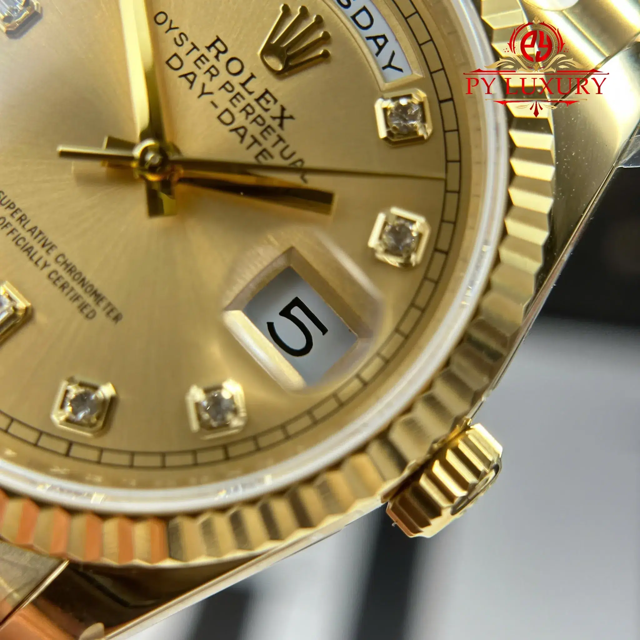 Đồng Hồ Rolex Day-Date 128238-0008 Vàng Gold Mặt Số Vàng Champagne Cọc Số Đính Đá Replica - 12