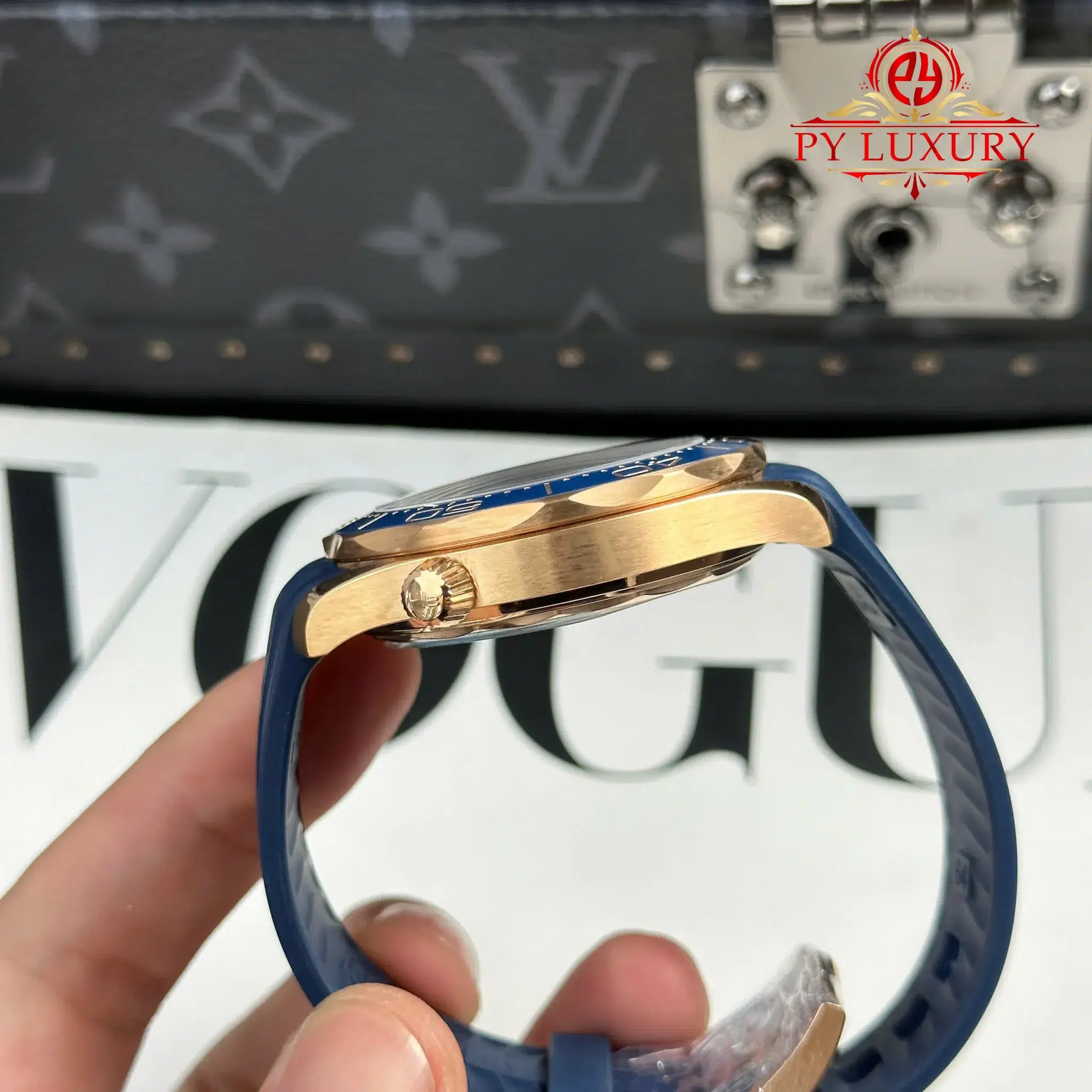 Omega Seamaster Diver 300M Blue Dial Sedna Gold Rubber Strap - 7