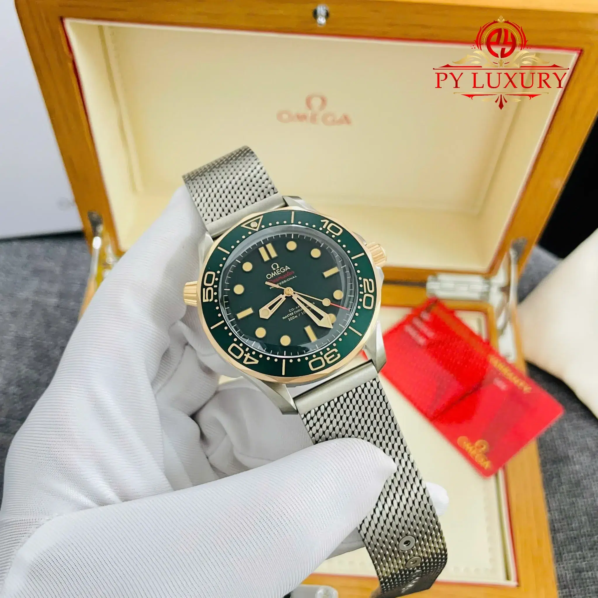 Omega Seamaster Diver 300M Bronze Gold on Titanium Sandblasted Green Dial - 3