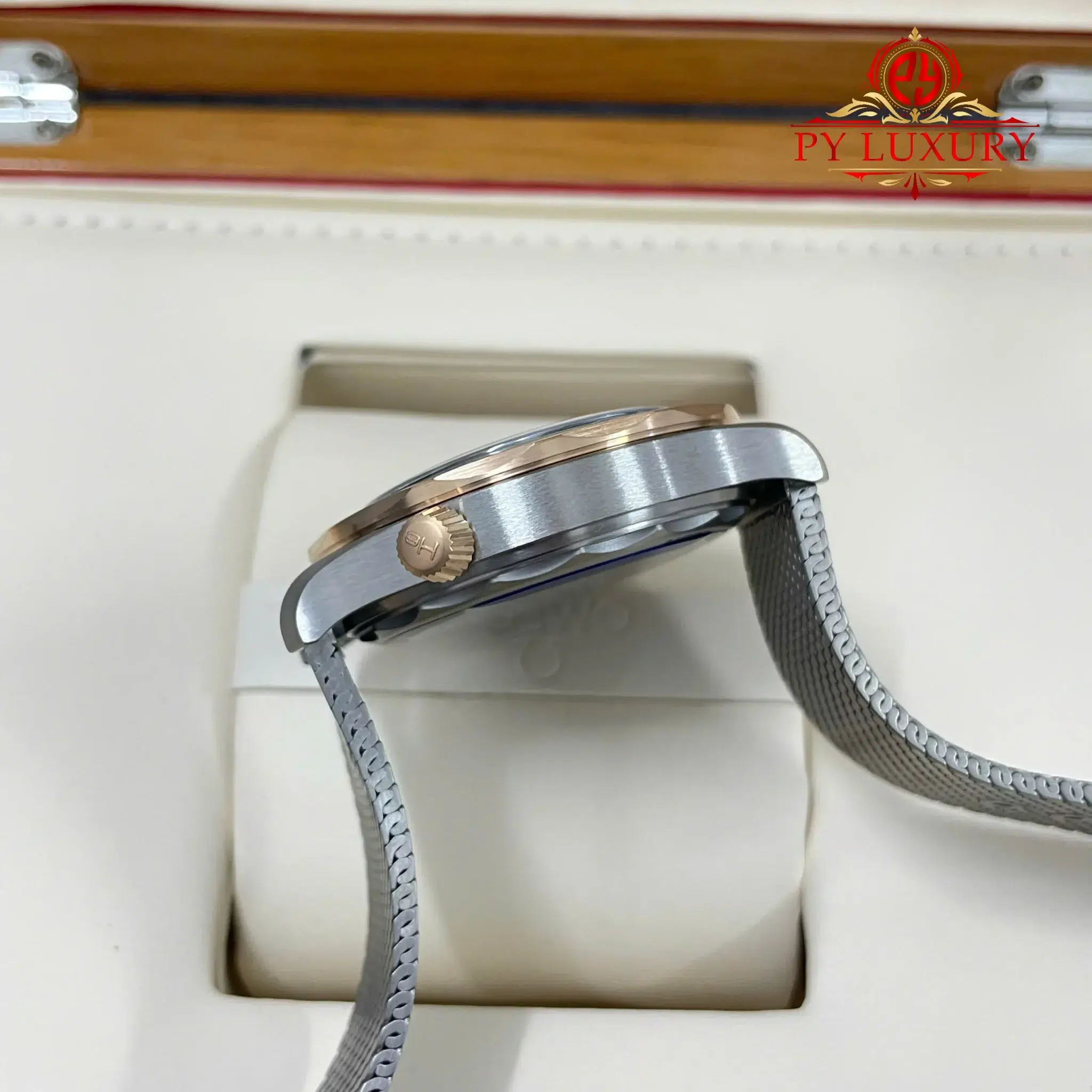 Omega Seamaster Diver 300M Bronze Gold on Titanium Sandblasted Green Dial - 7