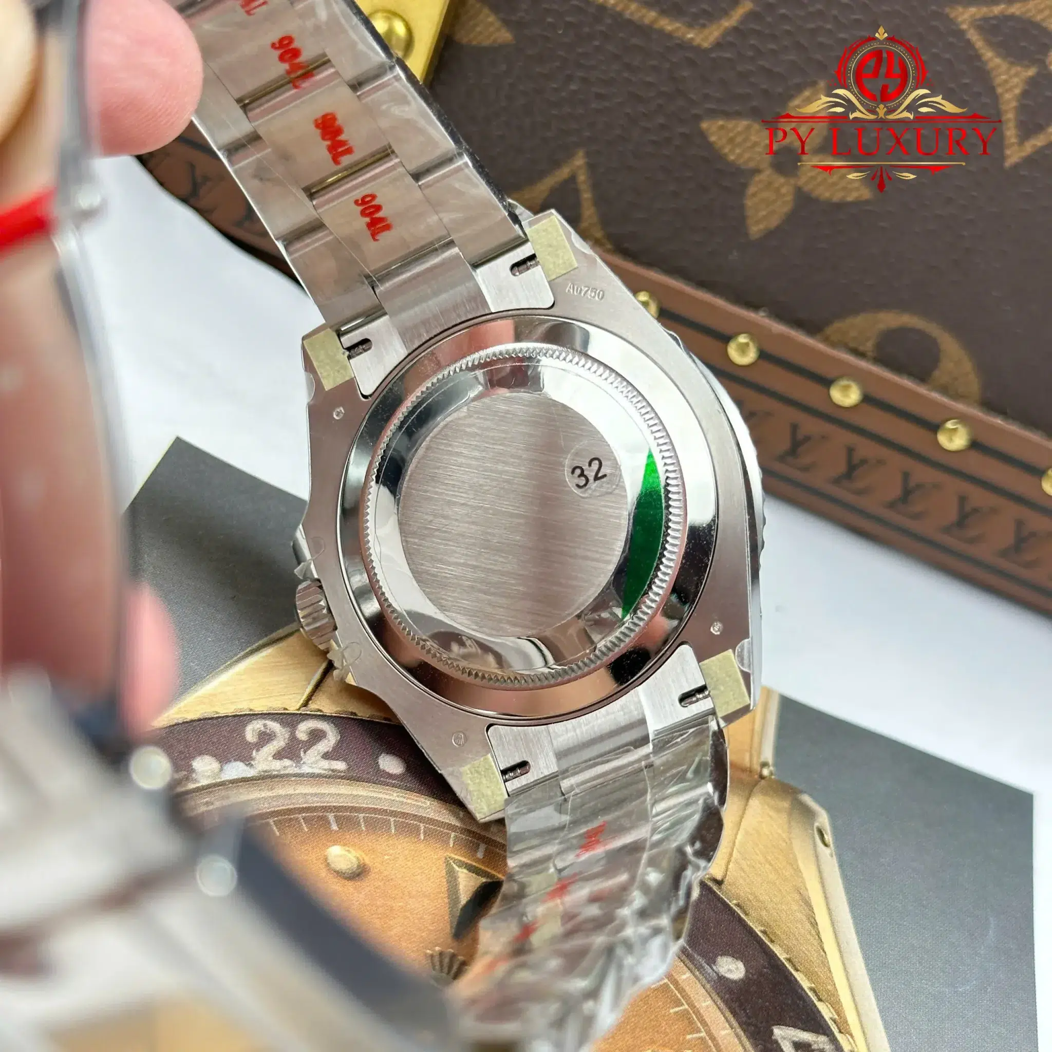 Rolex GMT-Master II 26729VTNR-0001 Green Ceramic Dial - 3