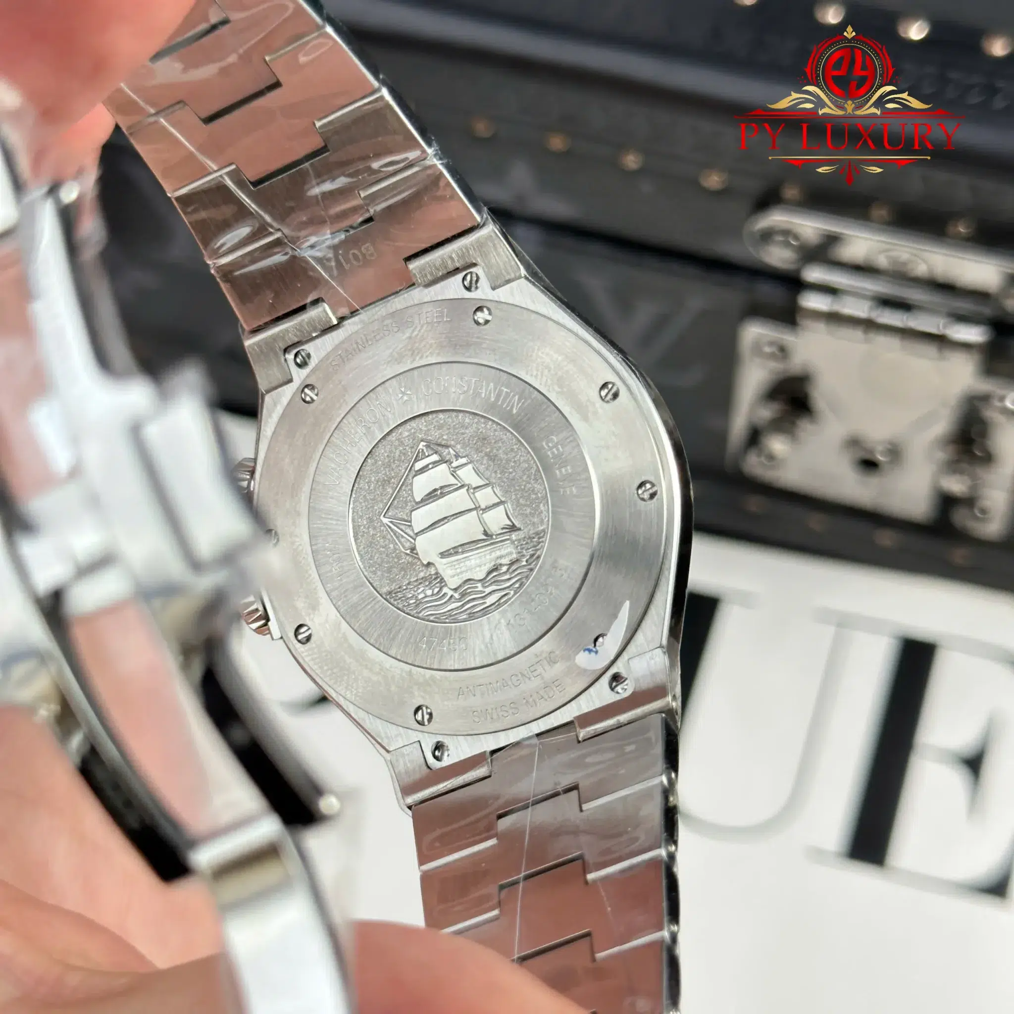 Vacheron Constantin Overseas Dual Time 47450 Silver Dial - 3