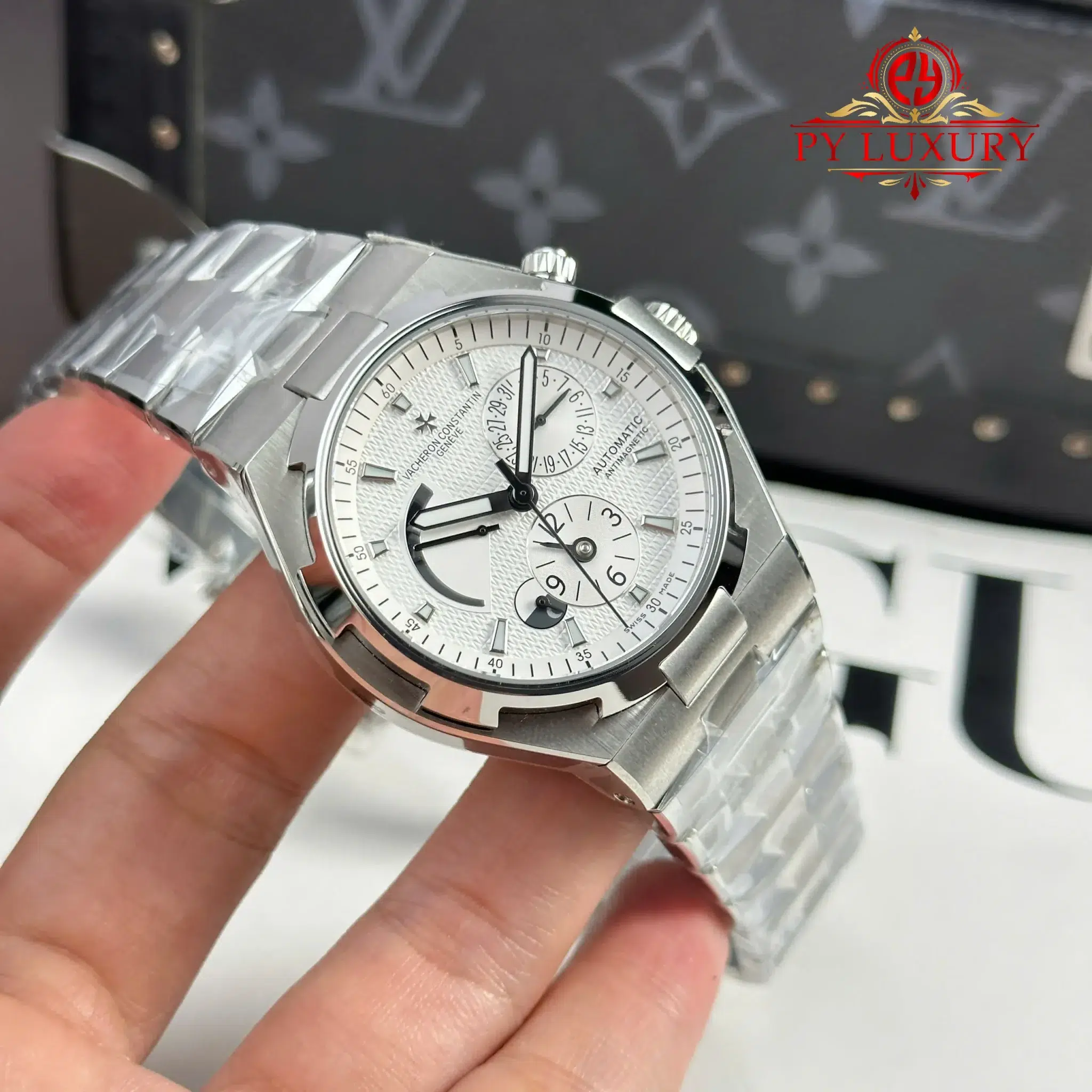 Vacheron Constantin Overseas Dual Time 47450 Silver Dial - 9