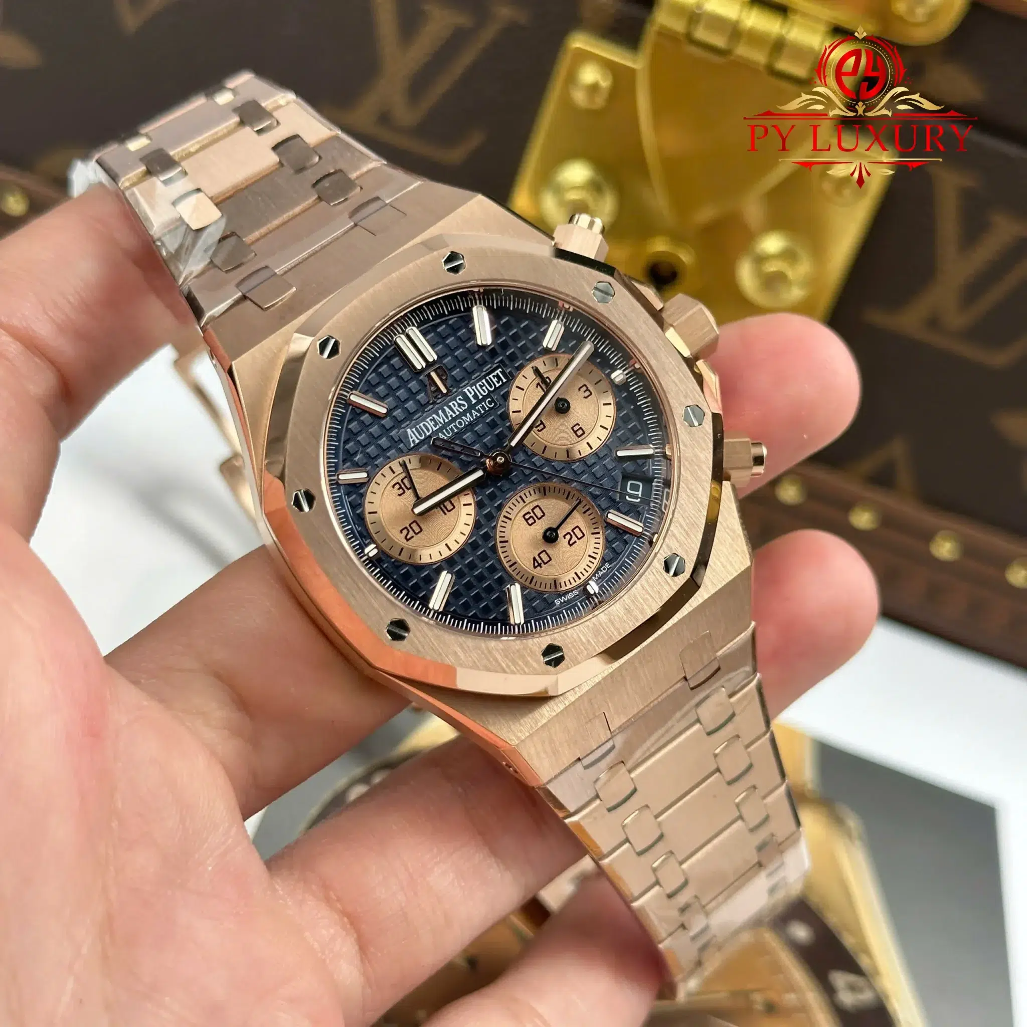 Audemars Piguet Royal Oak 26239OR Chronograph Rose Gold Blue Dial - 4