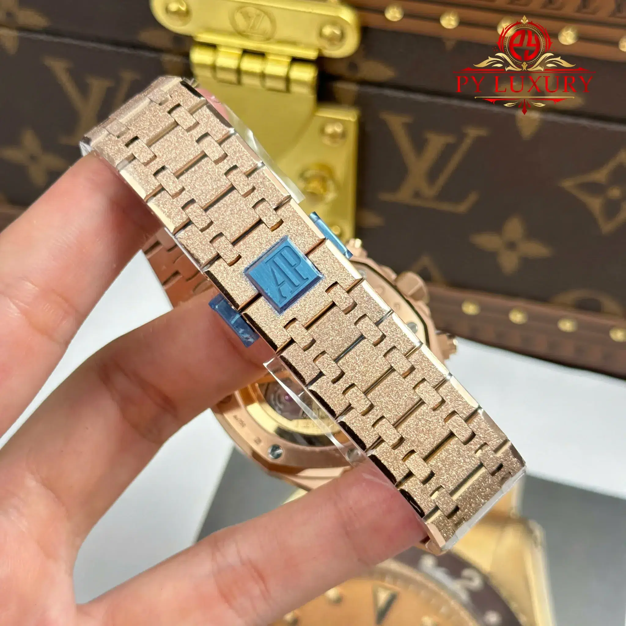 Audemars Piguet Royal Oak Chronograph 26239OR Frosted Rose Gold Blue Dial - 2