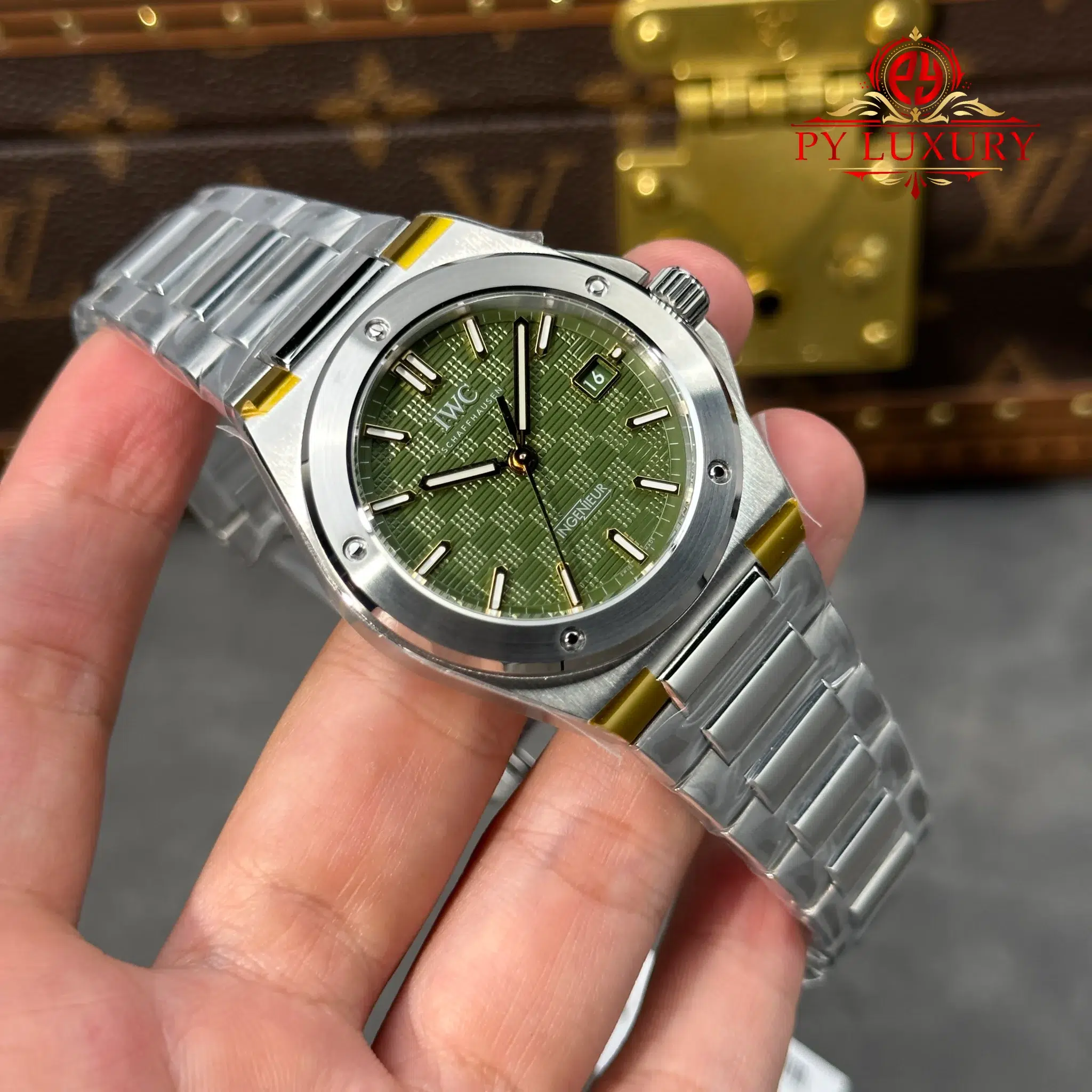 IWC Ingenieur IW328908 Automatic Green Dial Best Replica V7 Factory 40mm - 4