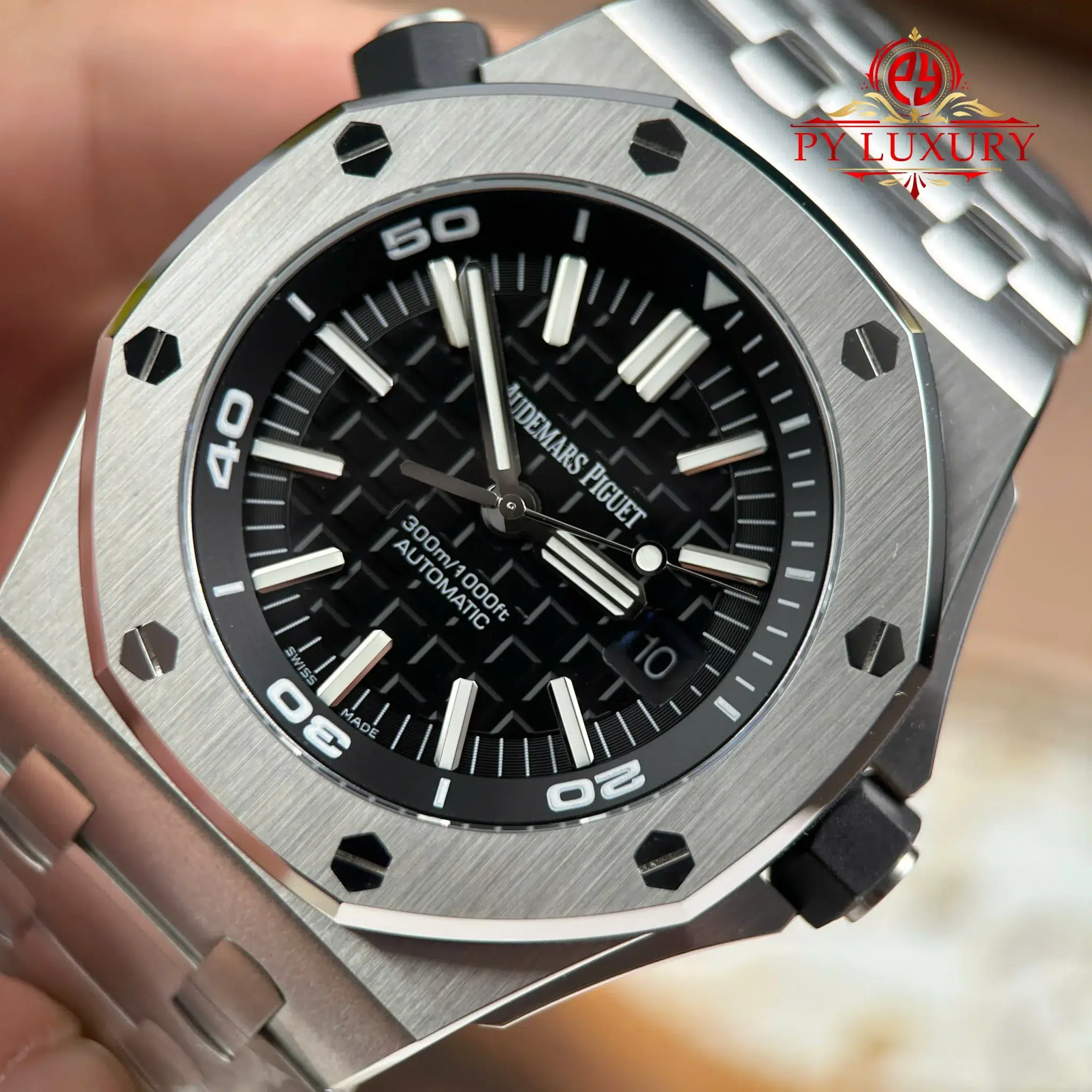 Audemars Piguet Royal Oak Offshore Diver 15710ST Steel Bracelet Black Dial - 14