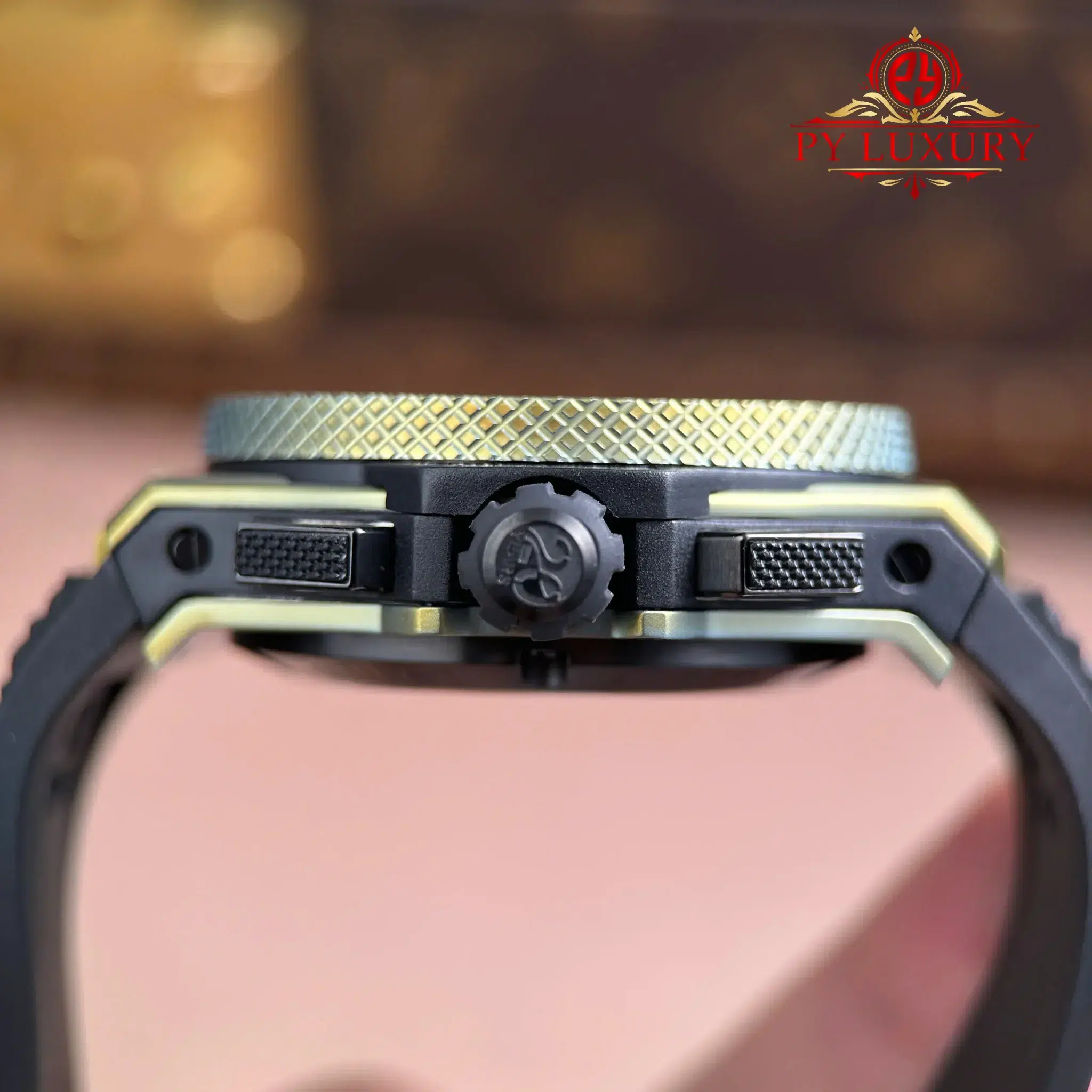 Hublot Big Bang 20th Anniversary Full Magic Gold - 11