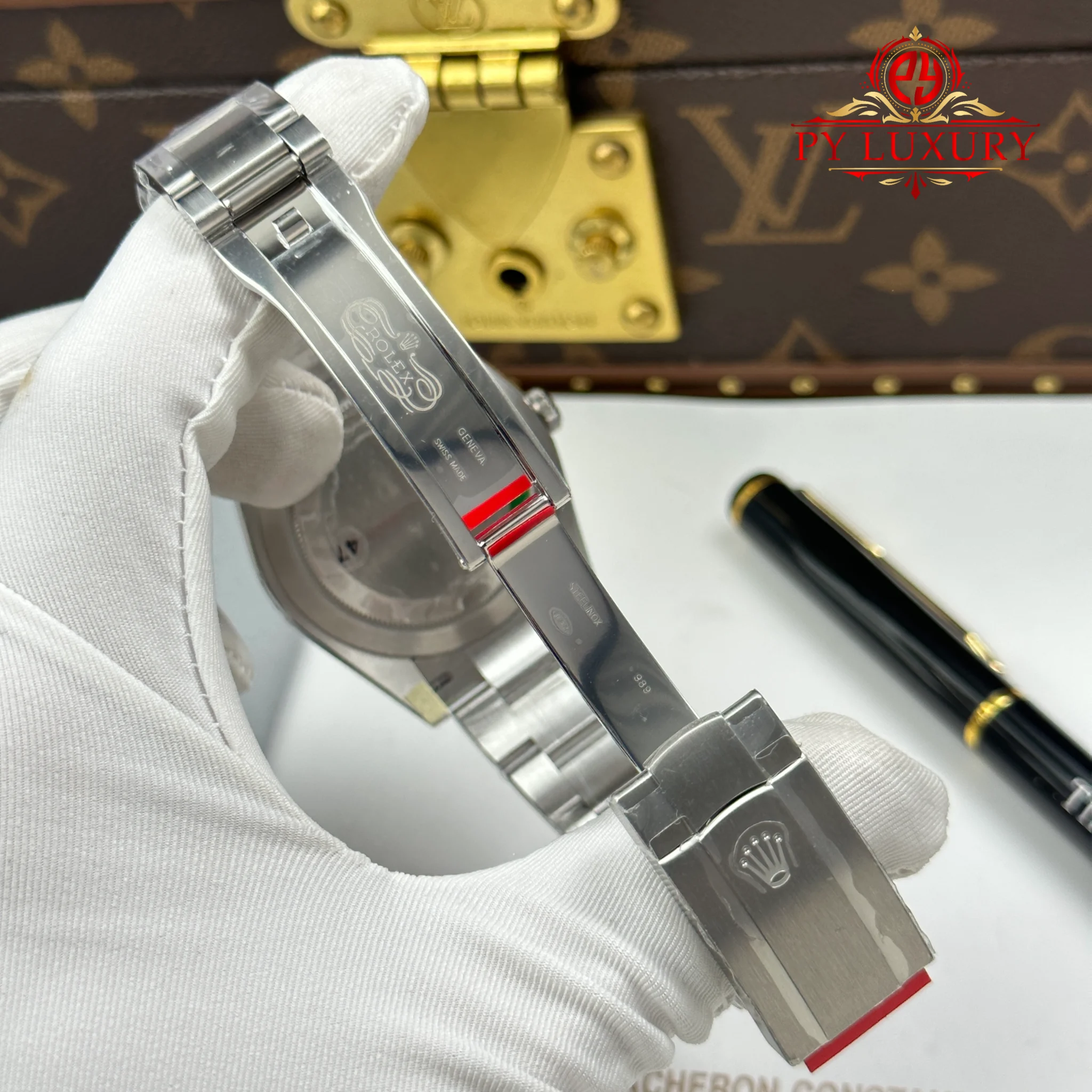 Rolex Oyster Perpetual 134300 Pistachio Dial Oyster Bracelet - 11