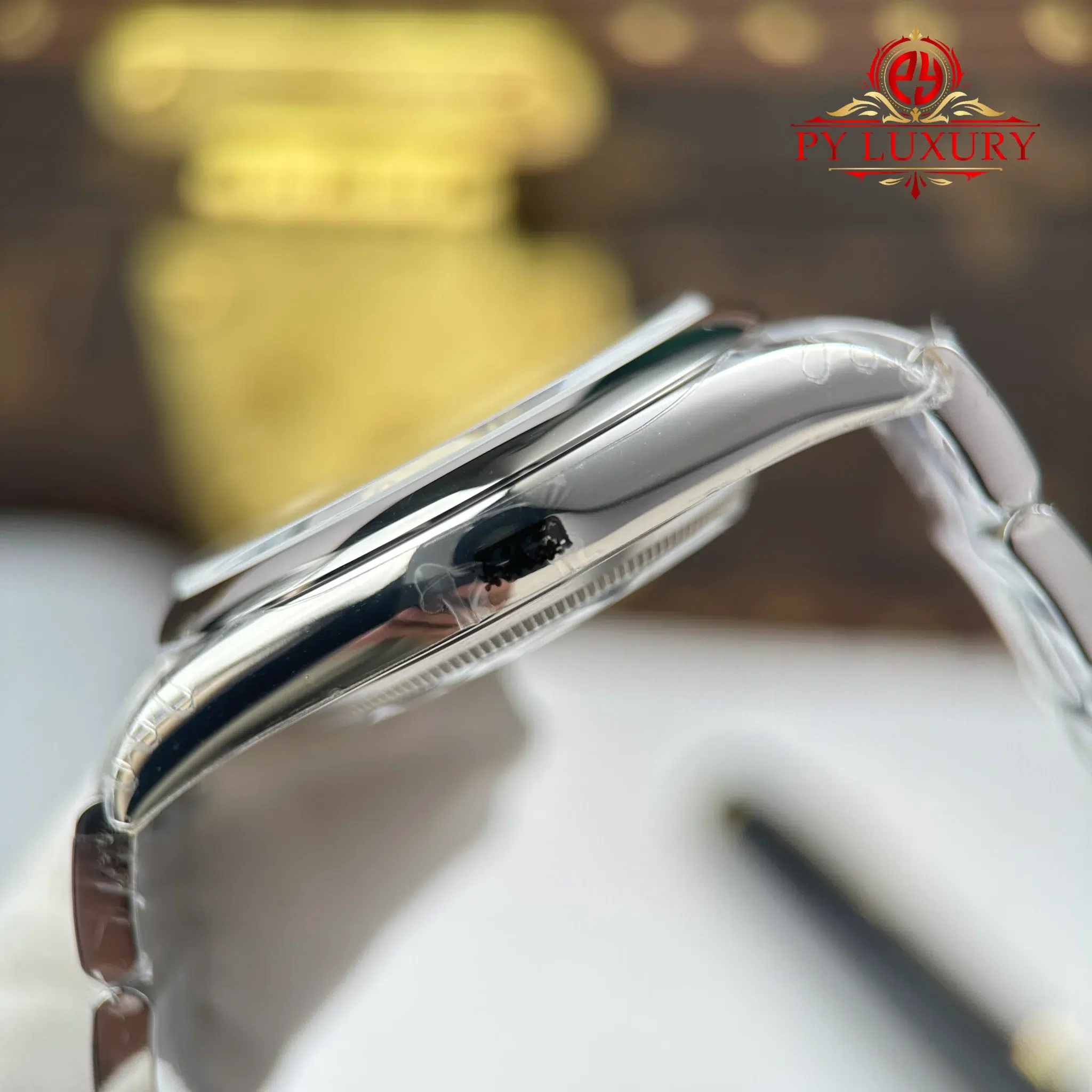 Rolex Oyster Perpetual 134300 Pistachio Dial Oyster Bracelet - 8