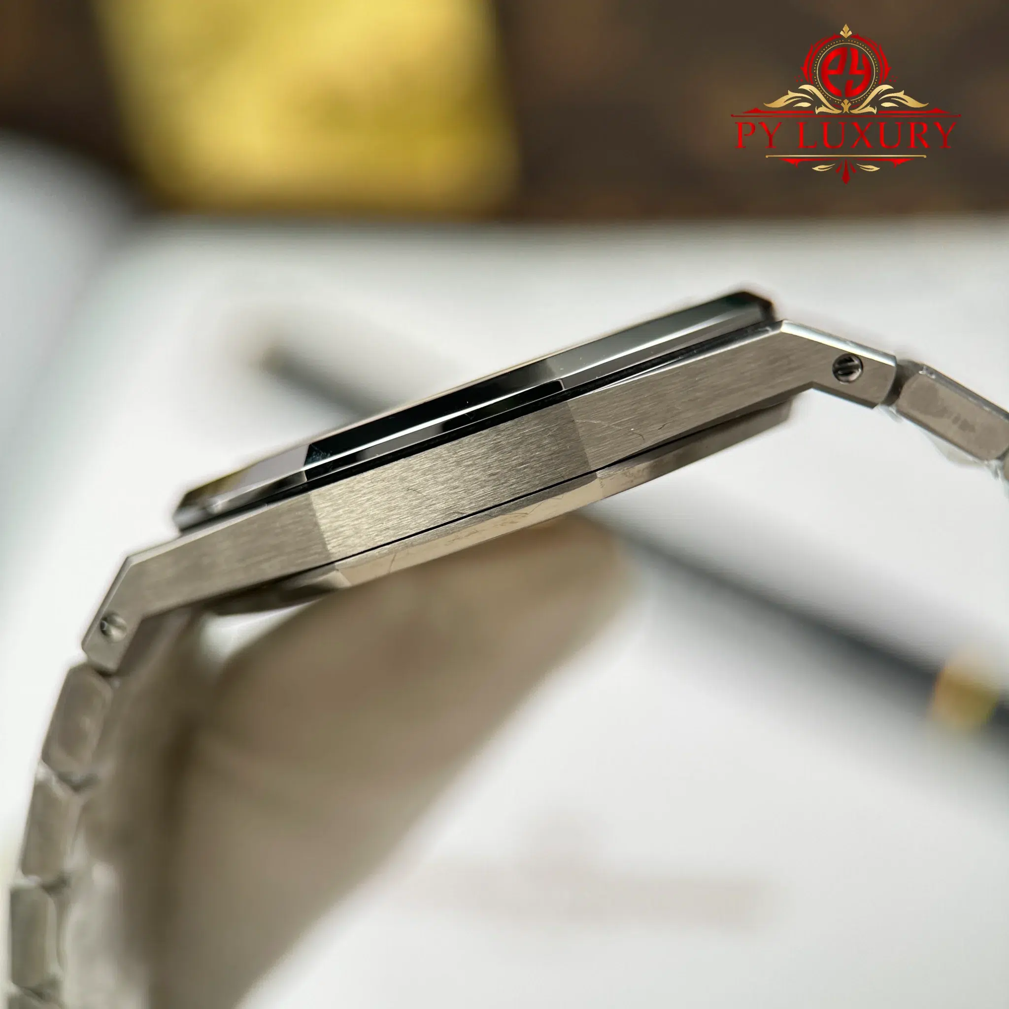 Audemars Piguet Royal Oak Jumbo 16202XT Extra-thin Titanium Smoked Burgundy Dial - 7