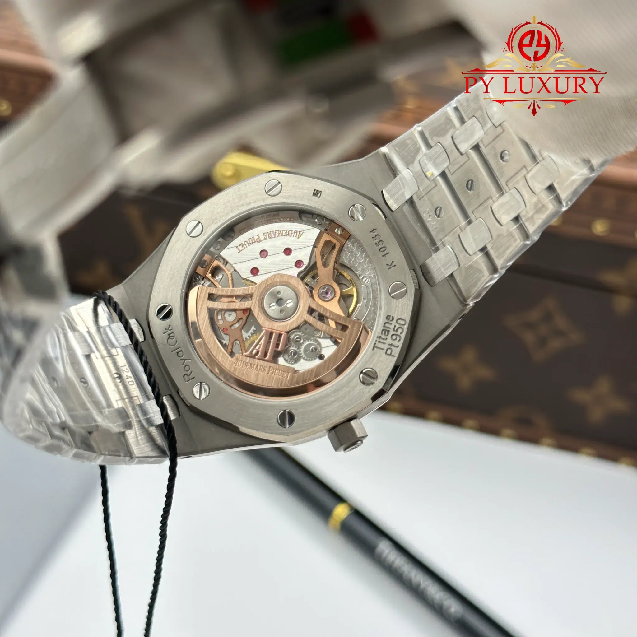 Audemars Piguet Royal Oak Jumbo 16202XT Extra-thin Titanium Smoked Burgundy Dial - 9