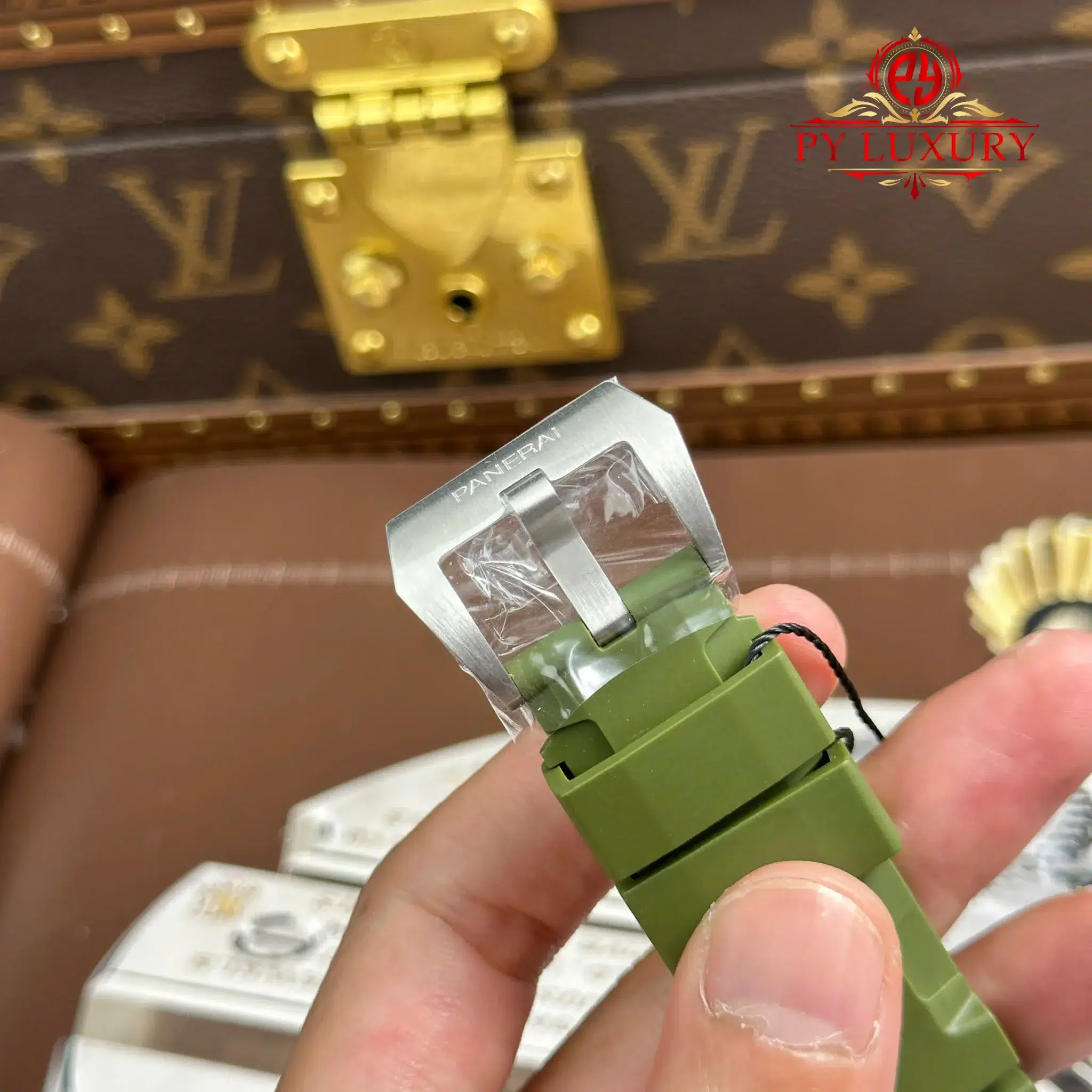 Panerai Luminor Submersible PAM1055 Verde Militare Limited - 13