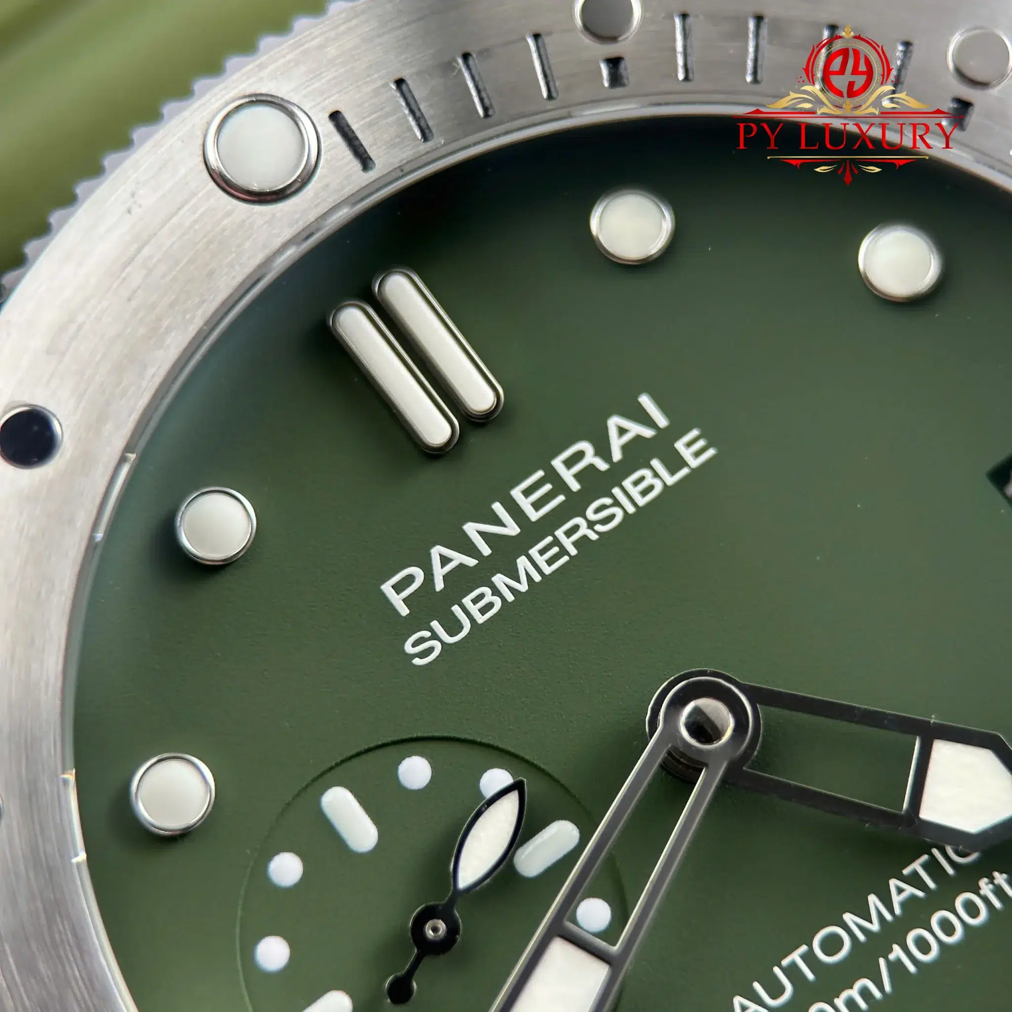 Panerai Luminor Submersible PAM1055 Verde Militare Limited - 2