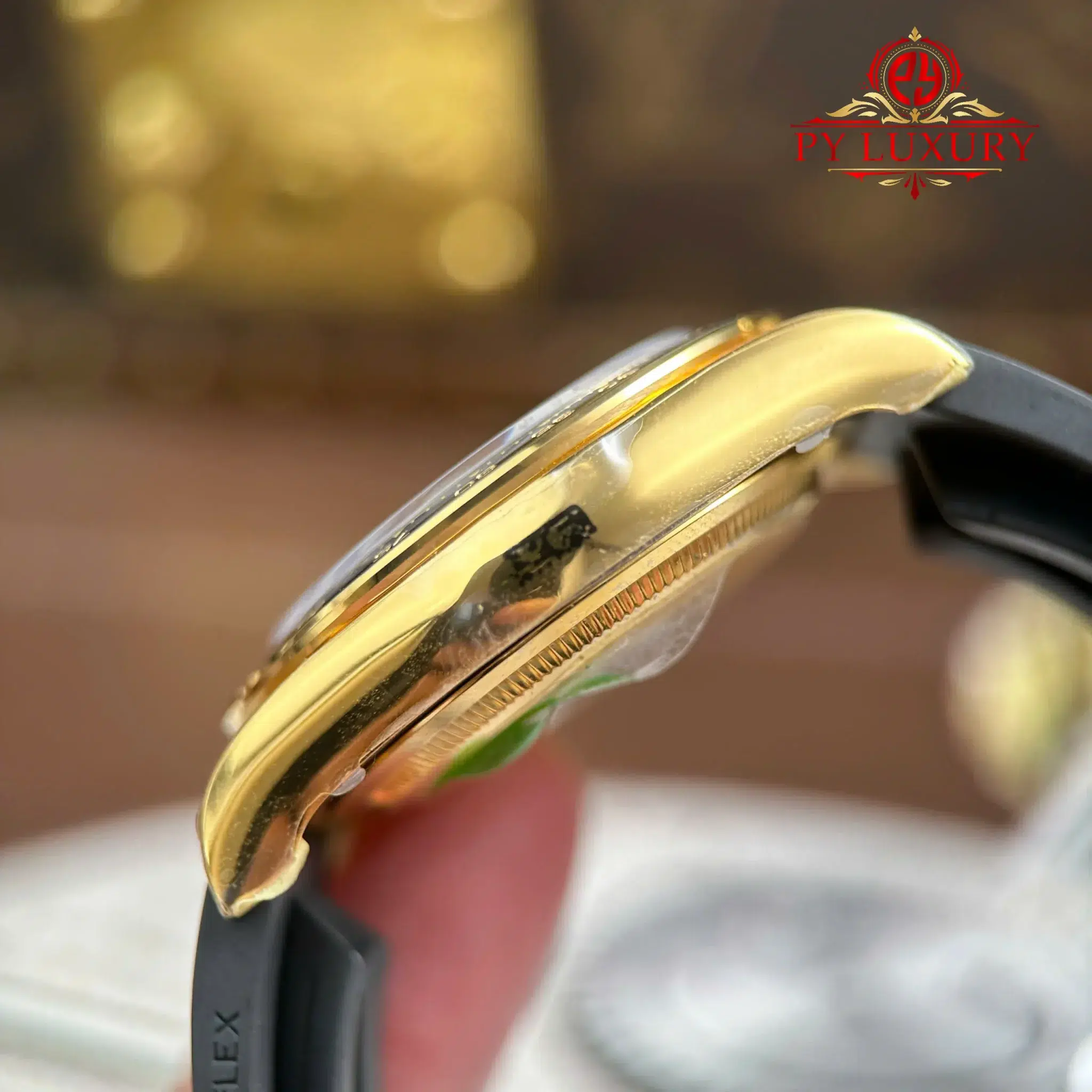 Rolex Daytona 126518LN-0008 Yellow Gold Black Dial Oysterflex Bracelet - 9