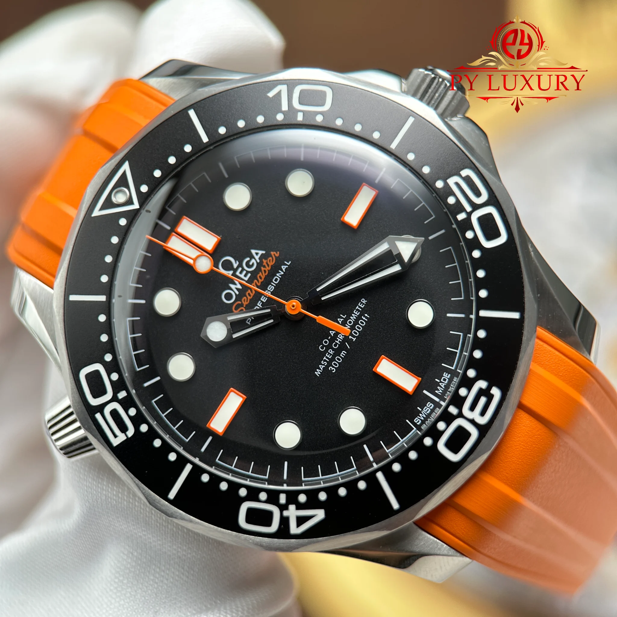 Omega Seamaster Diver 300M 21032422001006 Steel Black Dial Orange Rubber Strap - 4