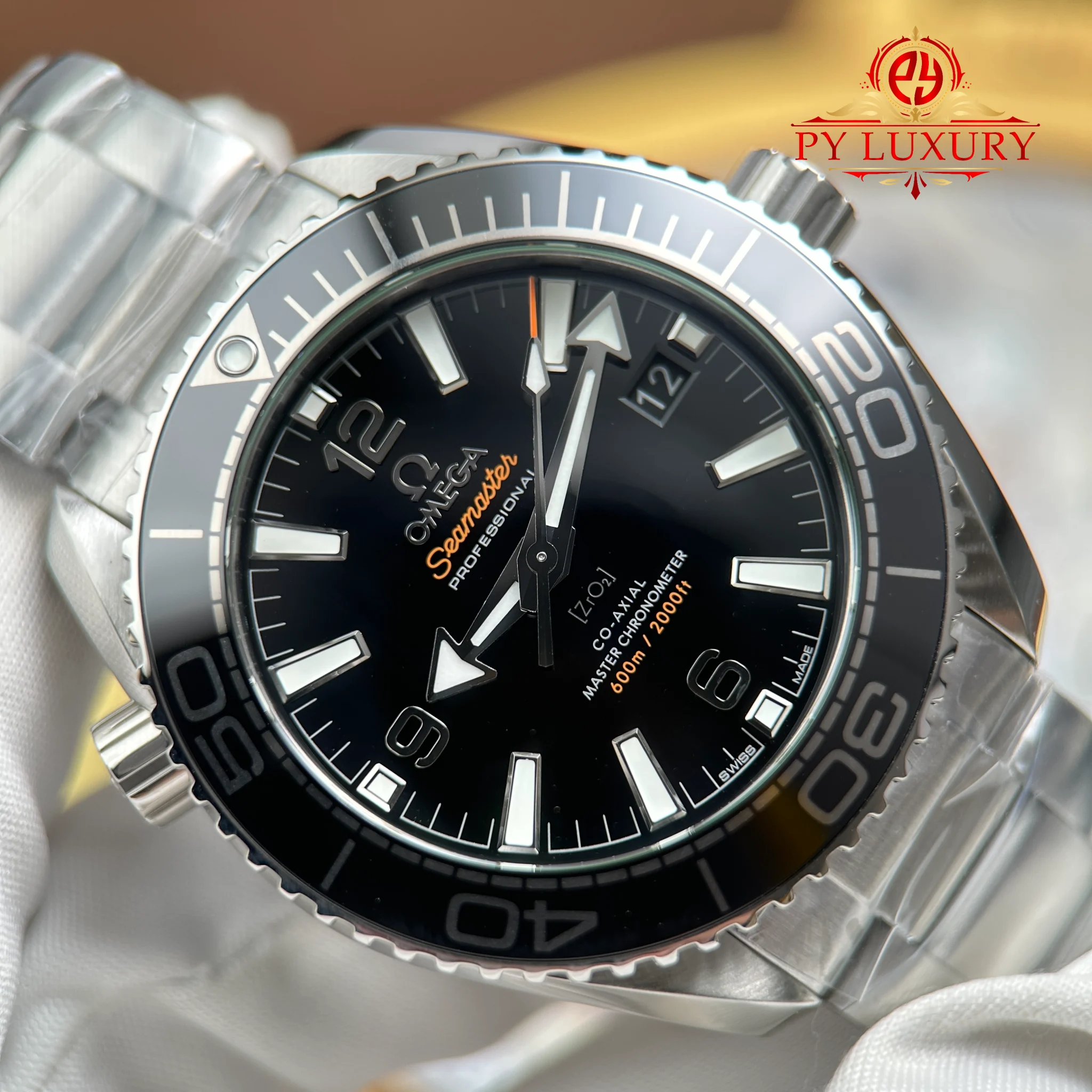 Omega Seamaster Planet Ocean 600M 215.30.40.20.01.001 39.5 Steel Black Dial - 4