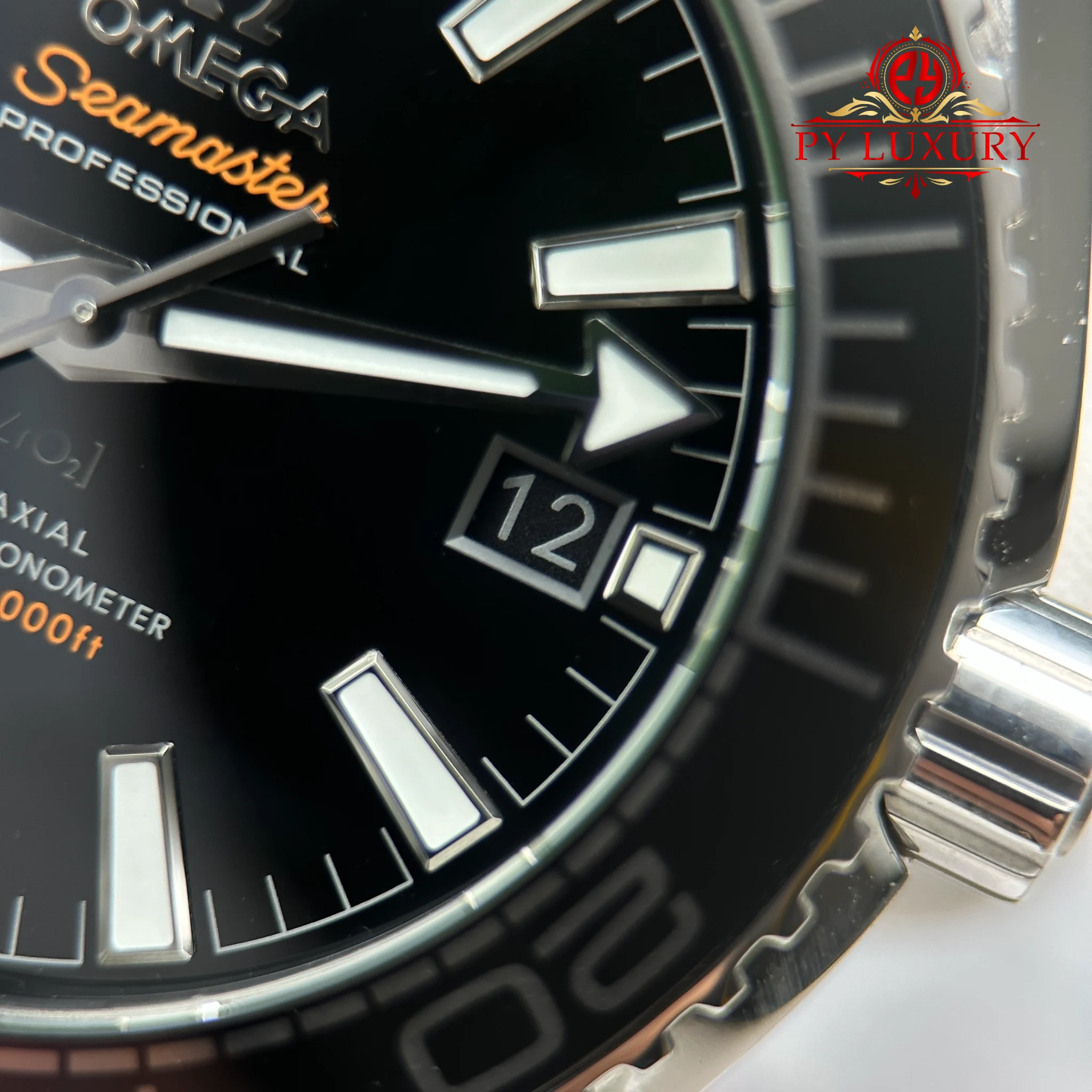 Omega Seamaster Planet Ocean 600M 215.30.40.20.01.001 39.5 Steel Black Dial - 7