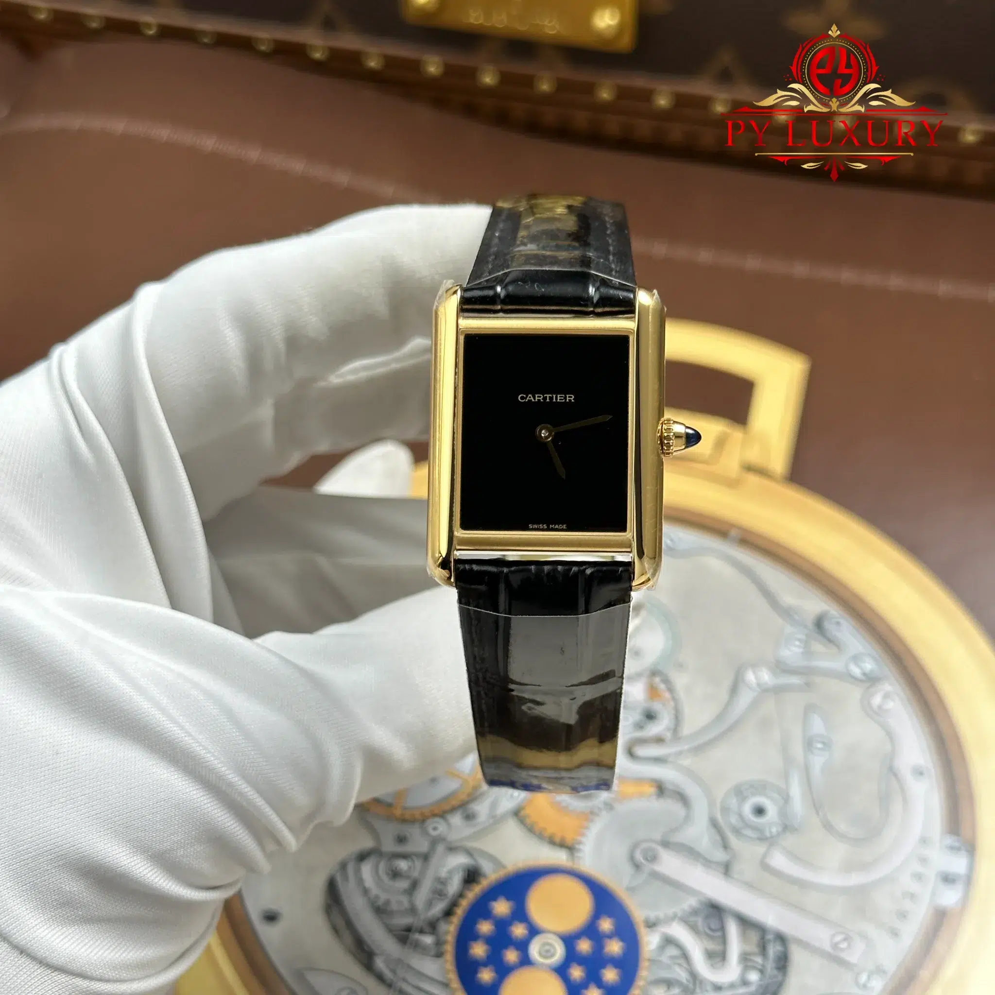 Cartier Tank Louis WGTA0091 Yellow Gold Black Dial Leather Strap - 1 Cartier Tank Louis WGTA0091 Yellow Gold Black Dial Leather Strap 1:1 Best Clone AF