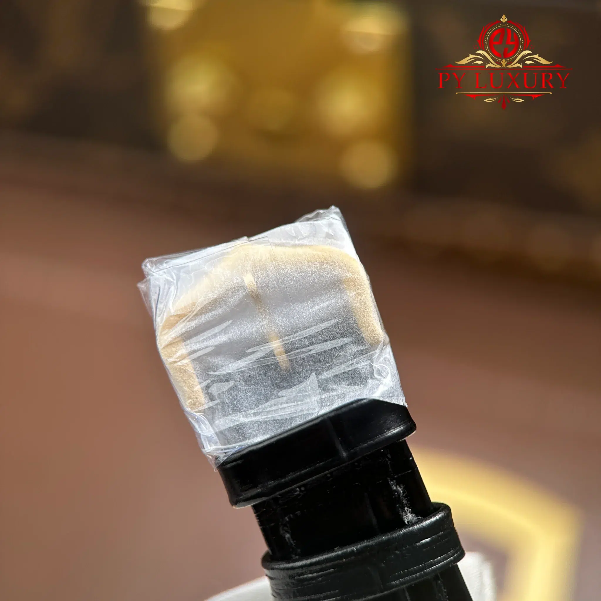 Cartier Tank Louis WGTA0091 Yellow Gold Black Dial Leather Strap - 8