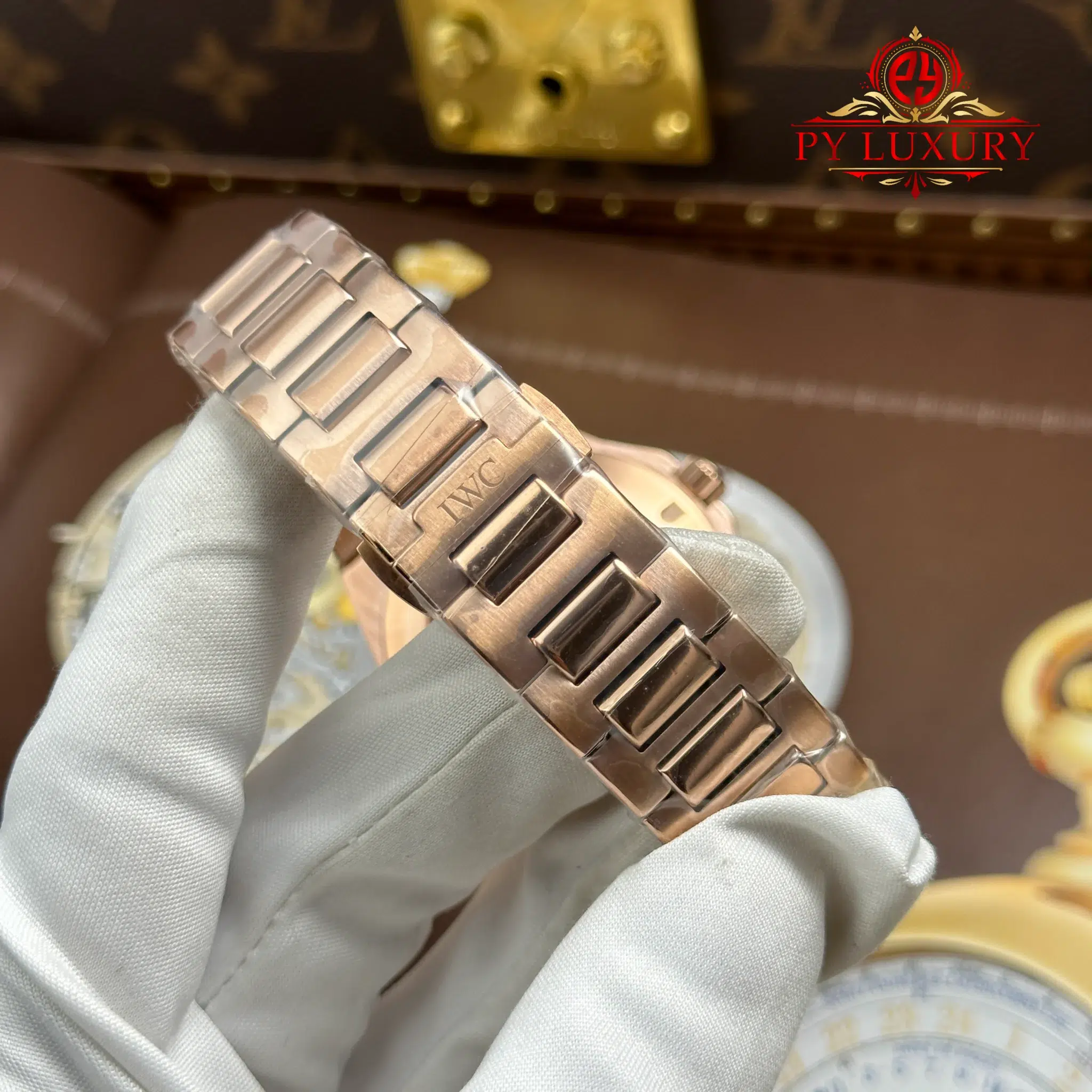 IWC Ingenieur IW328702 Rose Gold Black Dial - 13