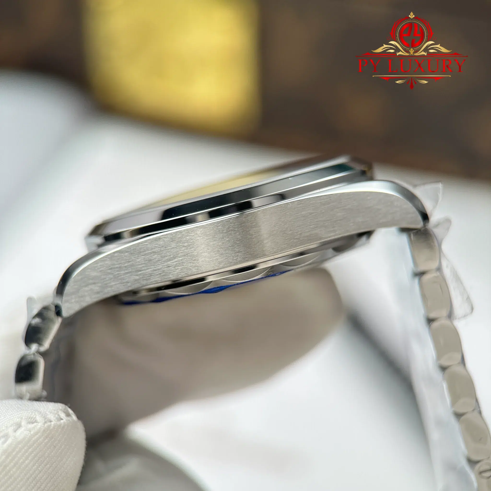 Omega Seamaster Railmaster 235.10.38.20.06.001 Steel Grey Dial Best Replica - 8