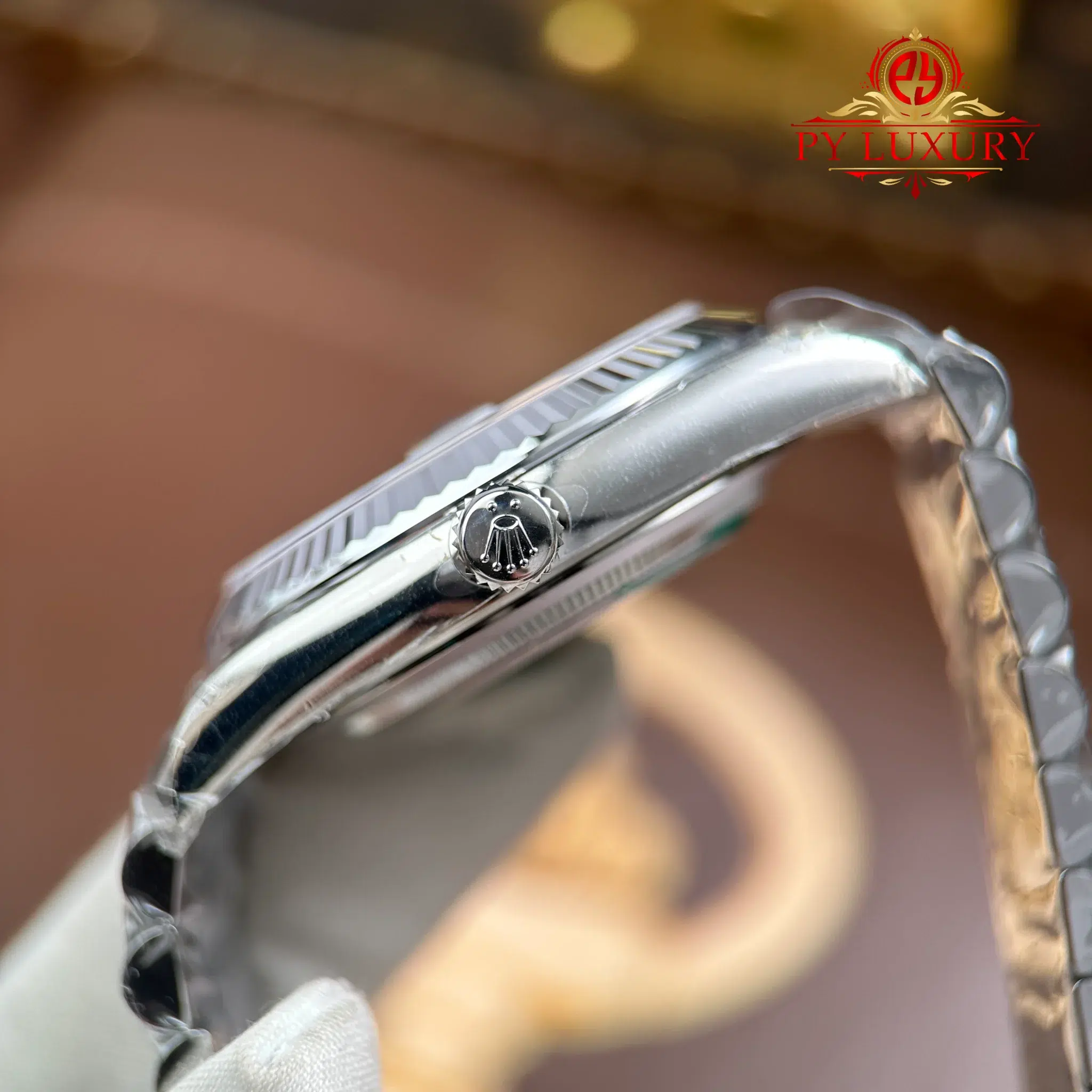 Rolex Day-Date 228239-0078 White MOP Diamond-set Dial Top Quality Replica 210g RCF - 10