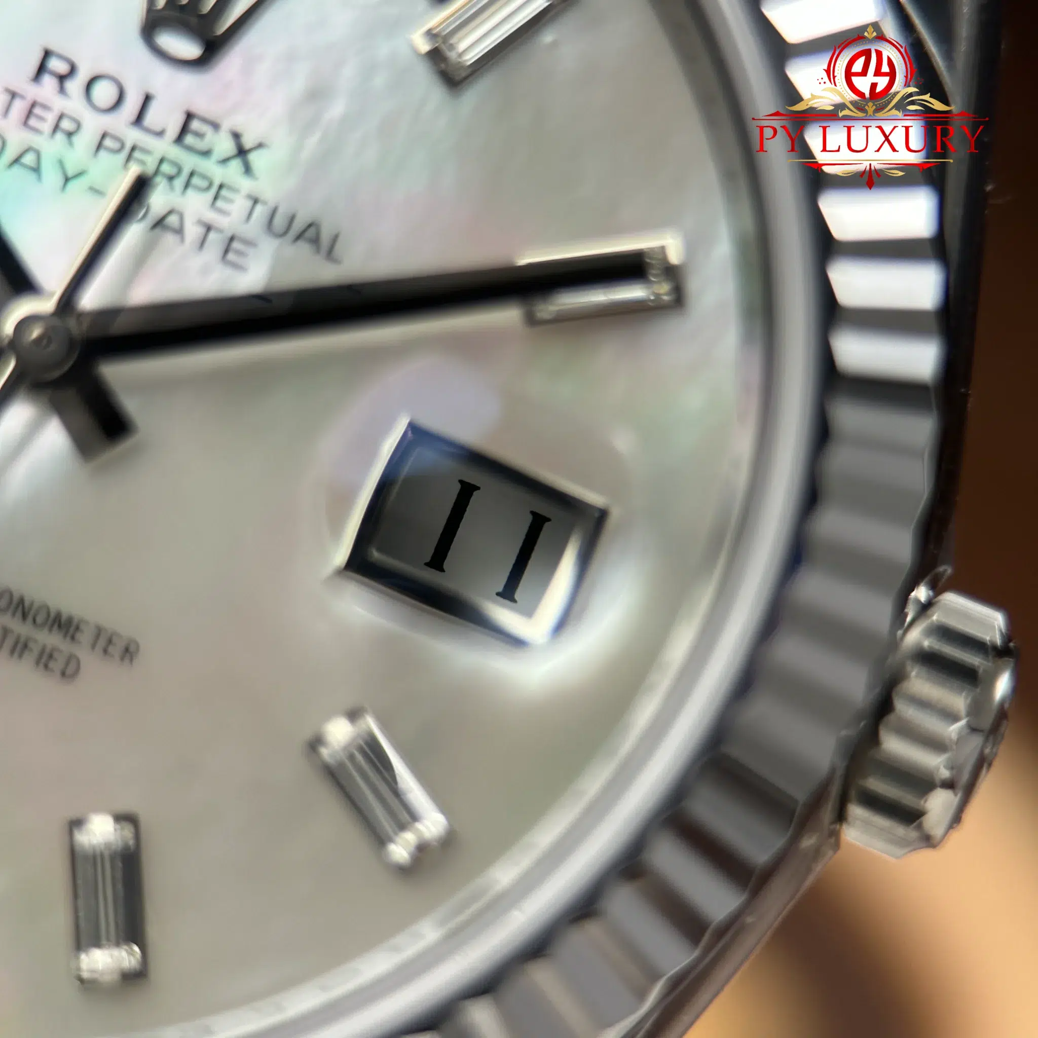 Rolex Day-Date 228239-0078 White MOP Diamond-set Dial Top Quality Replica 210g RCF - 7